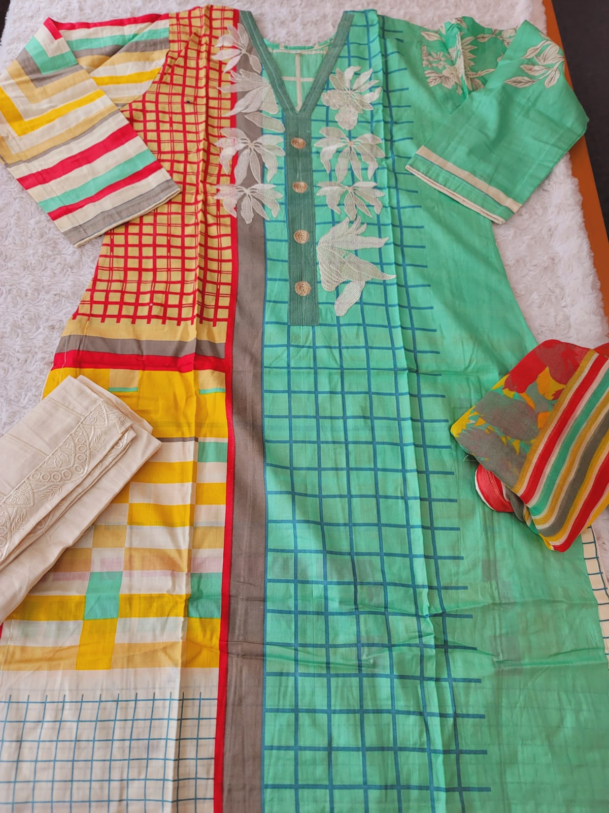 Pakistani stitched lawn Embroidered Salwar kameez ready to ship