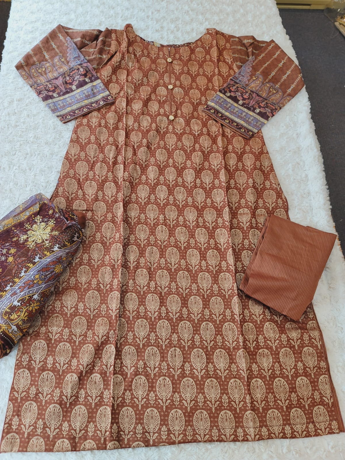 Pakistani stitched jacquard lawn Embroidered Salwar kameez ready to ship