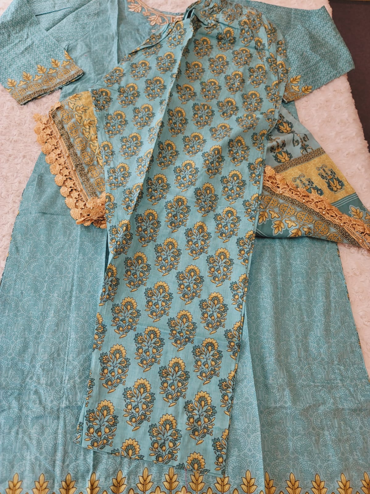 Pakistani stitched lawn Embroidered Salwar kameez ready to ship