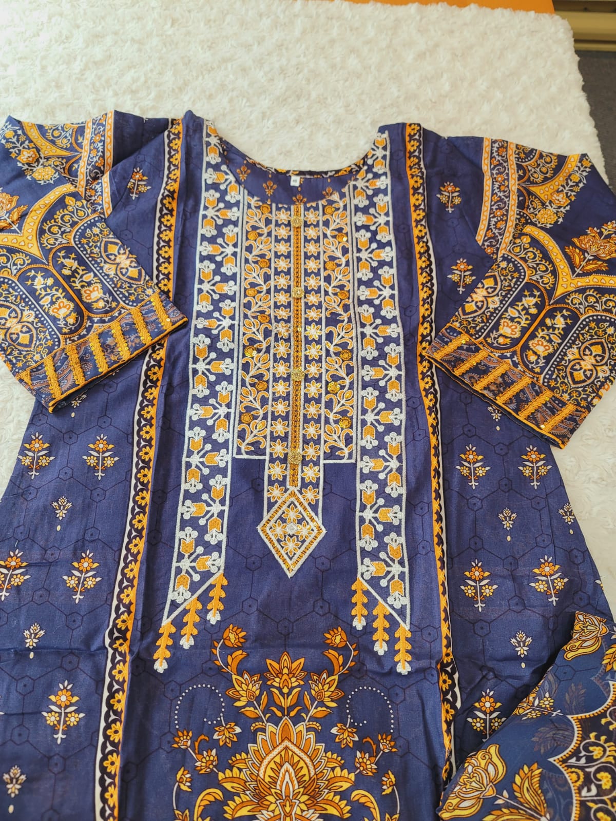 Pakistani stitched lawn Embroidered Salwar kameez ready to ship