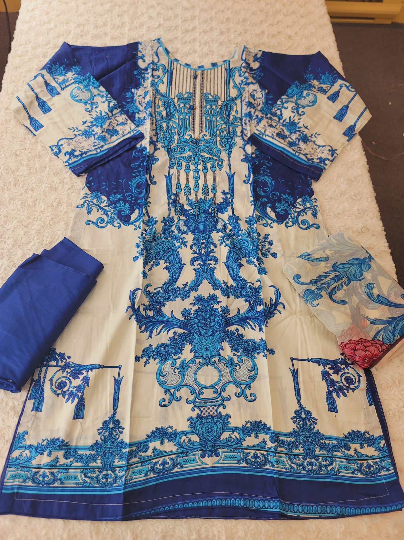 Pakistani Stitched Embroidered Lawn Salwar kameez ready to ship