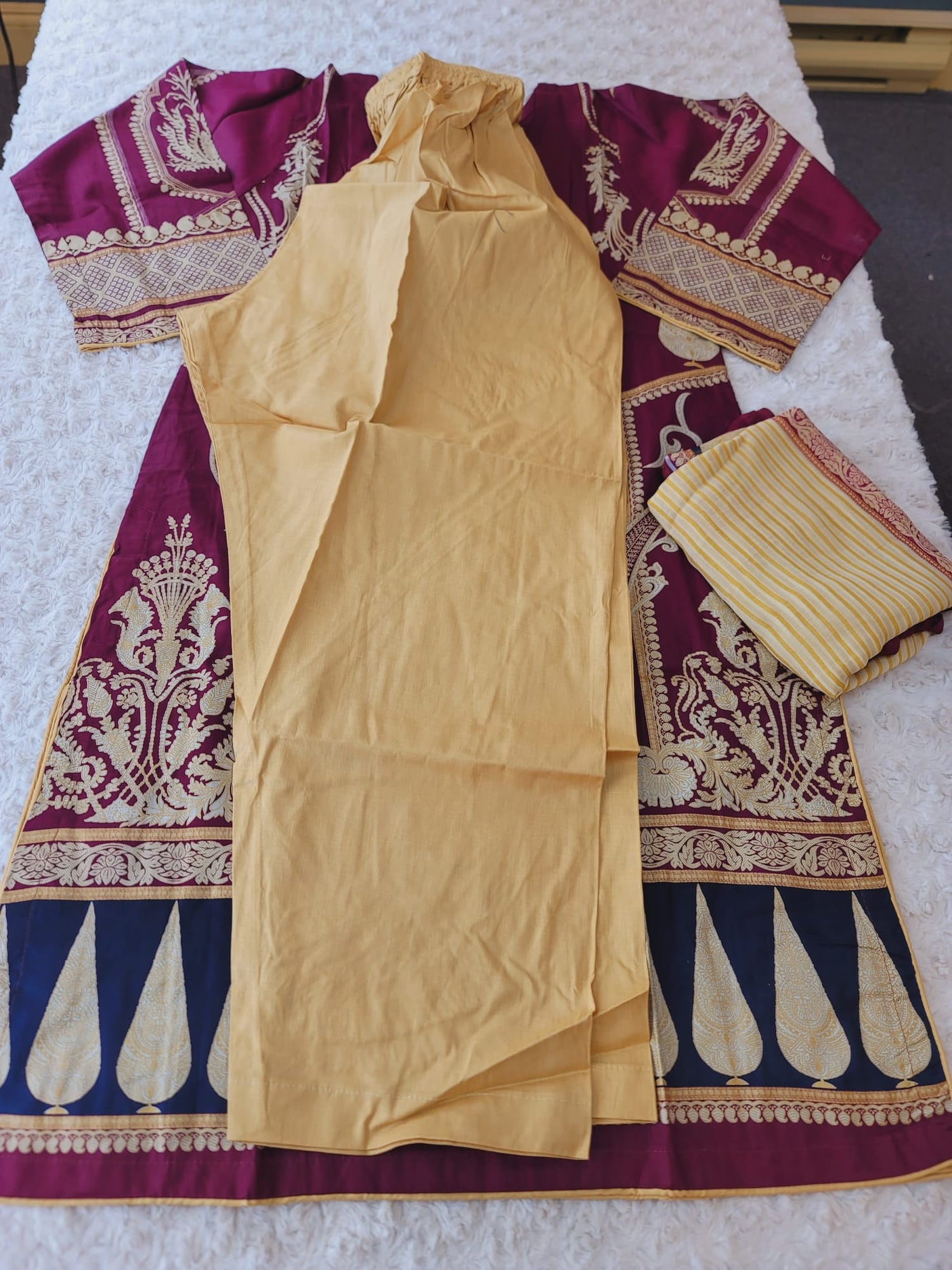 Pakistani Stitched Embroidered Lawn Salwar kameez ready to ship