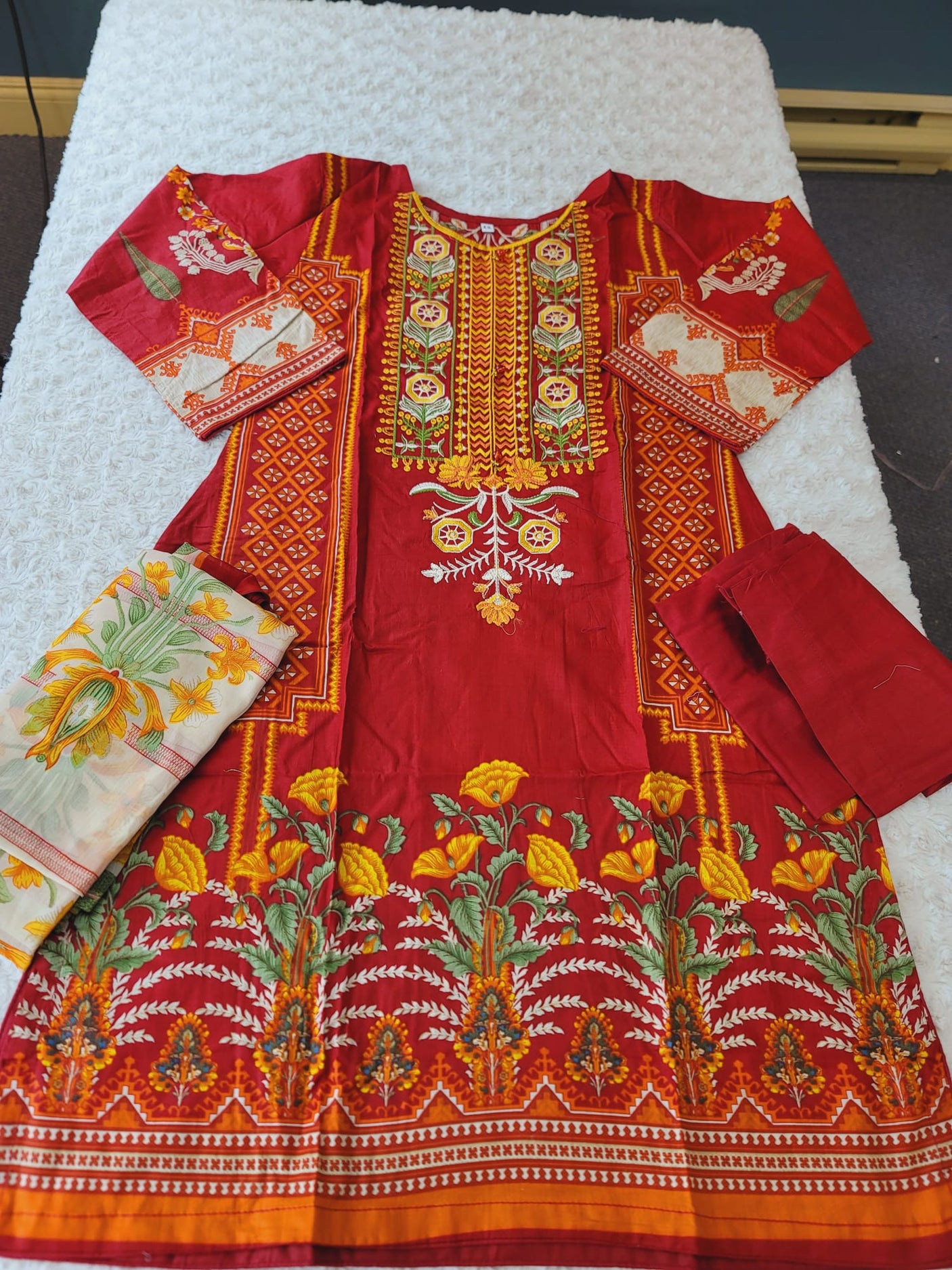 Pakistani Stitched Embroidered Lawn Salwar kameez ready to ship