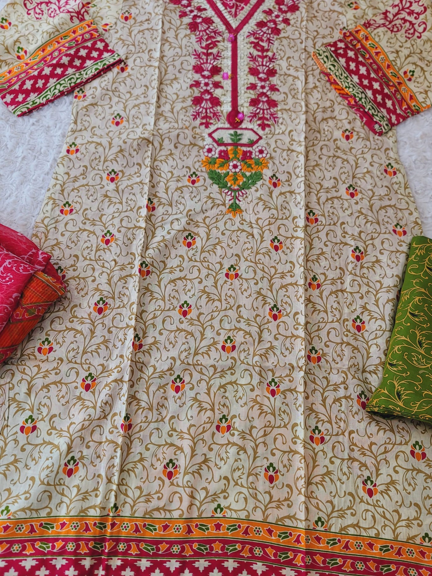 Pakistani Stitched Embroidered Lawn Salwar kameez ready to ship