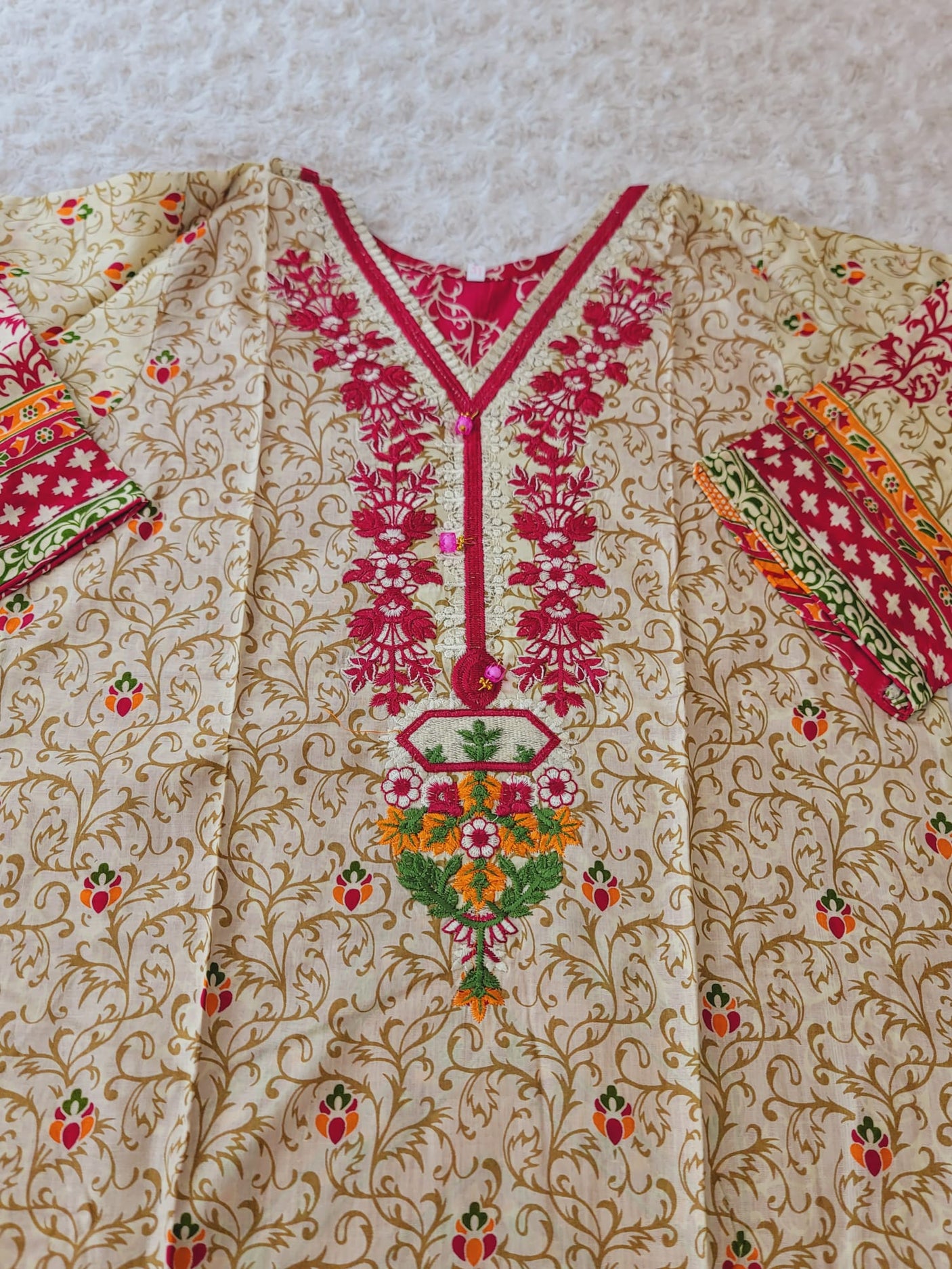 Pakistani Stitched Embroidered Lawn Salwar kameez ready to ship