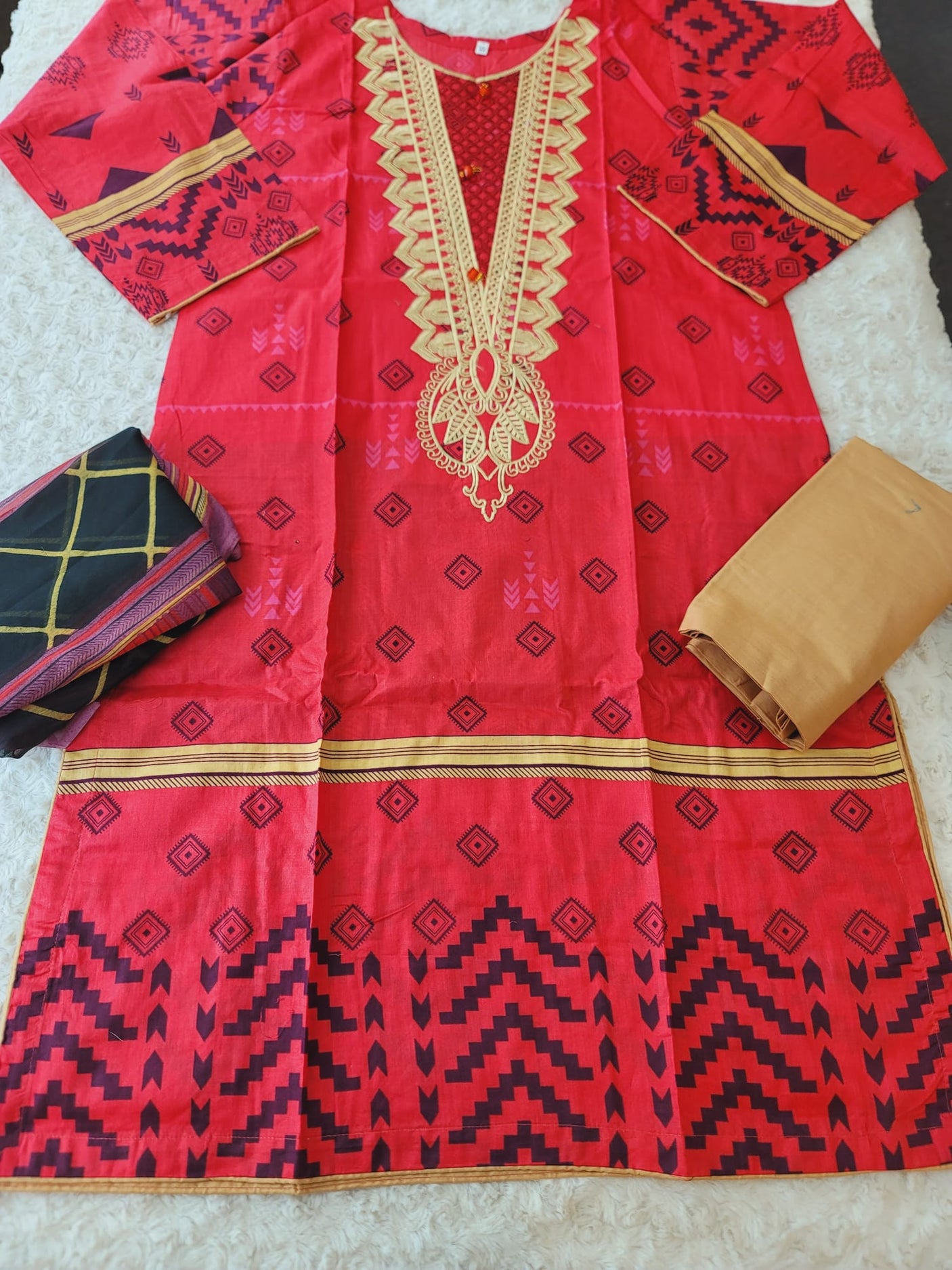 Pakistani Stitched Embroidered Lawn Salwar kameez ready to ship