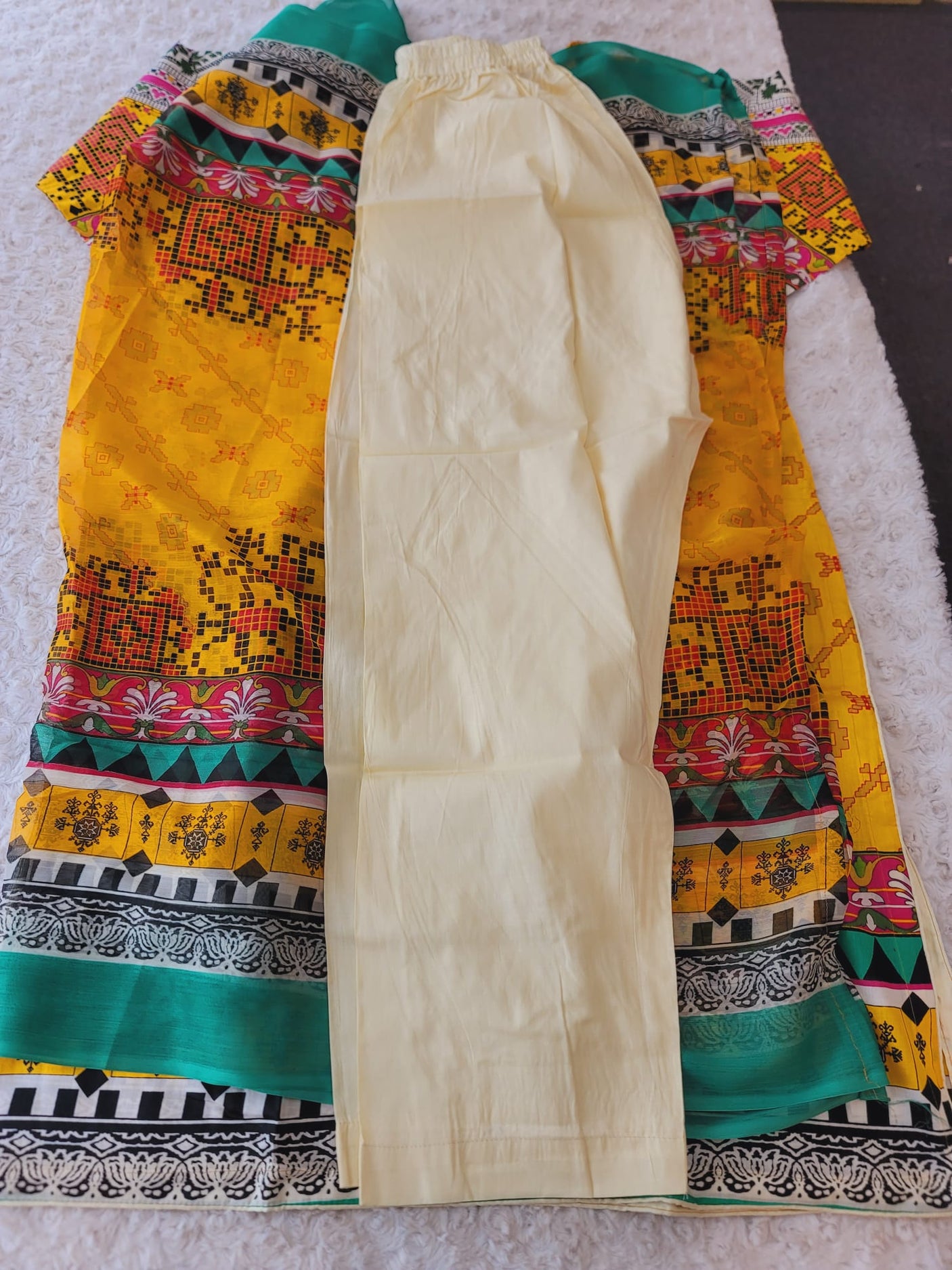 Pakistani Stitched Embroidered Lawn Salwar kameez ready to ship