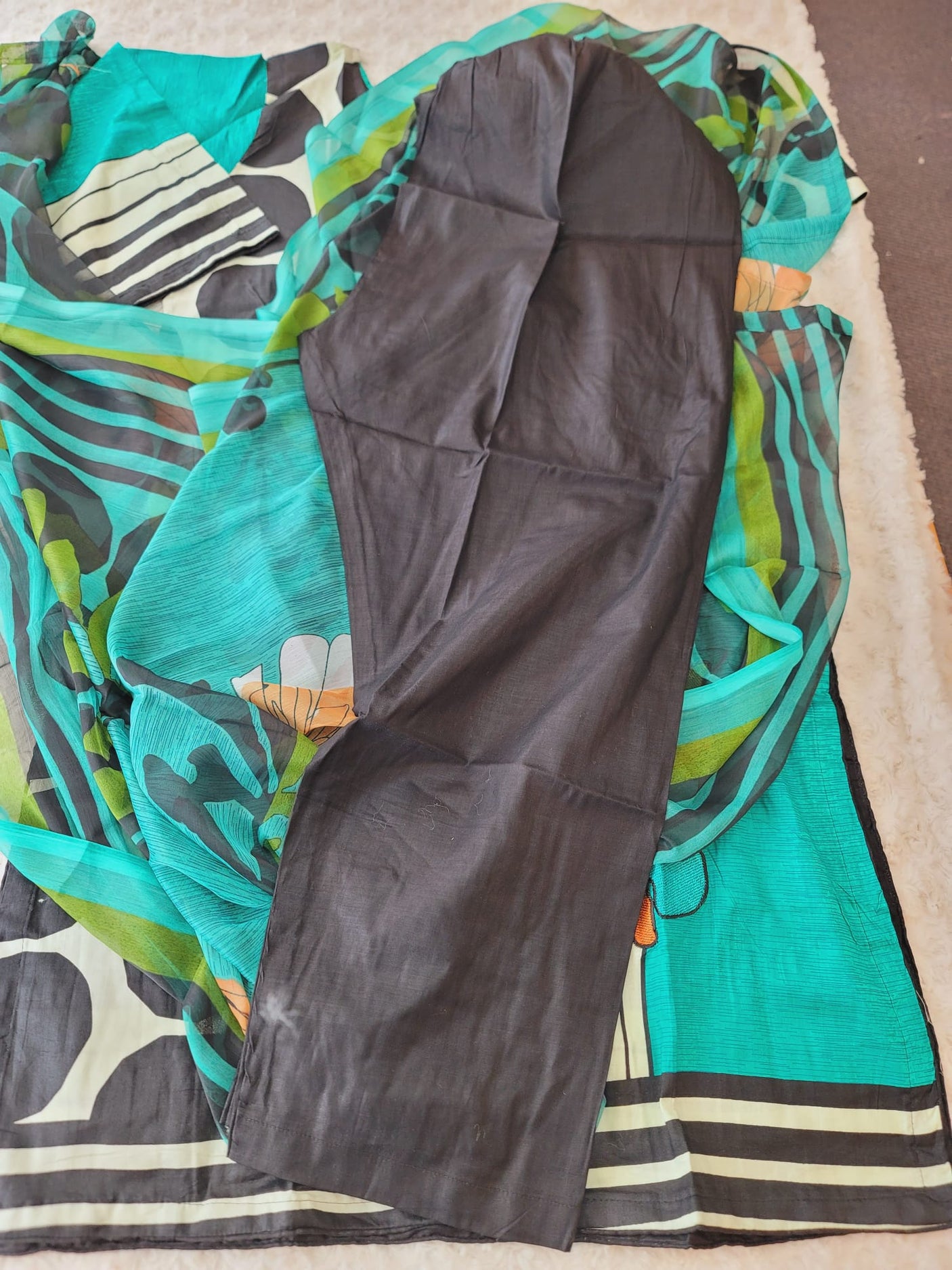 Pakistani Stitched Embroidered Lawn Salwar kameez ready to ship