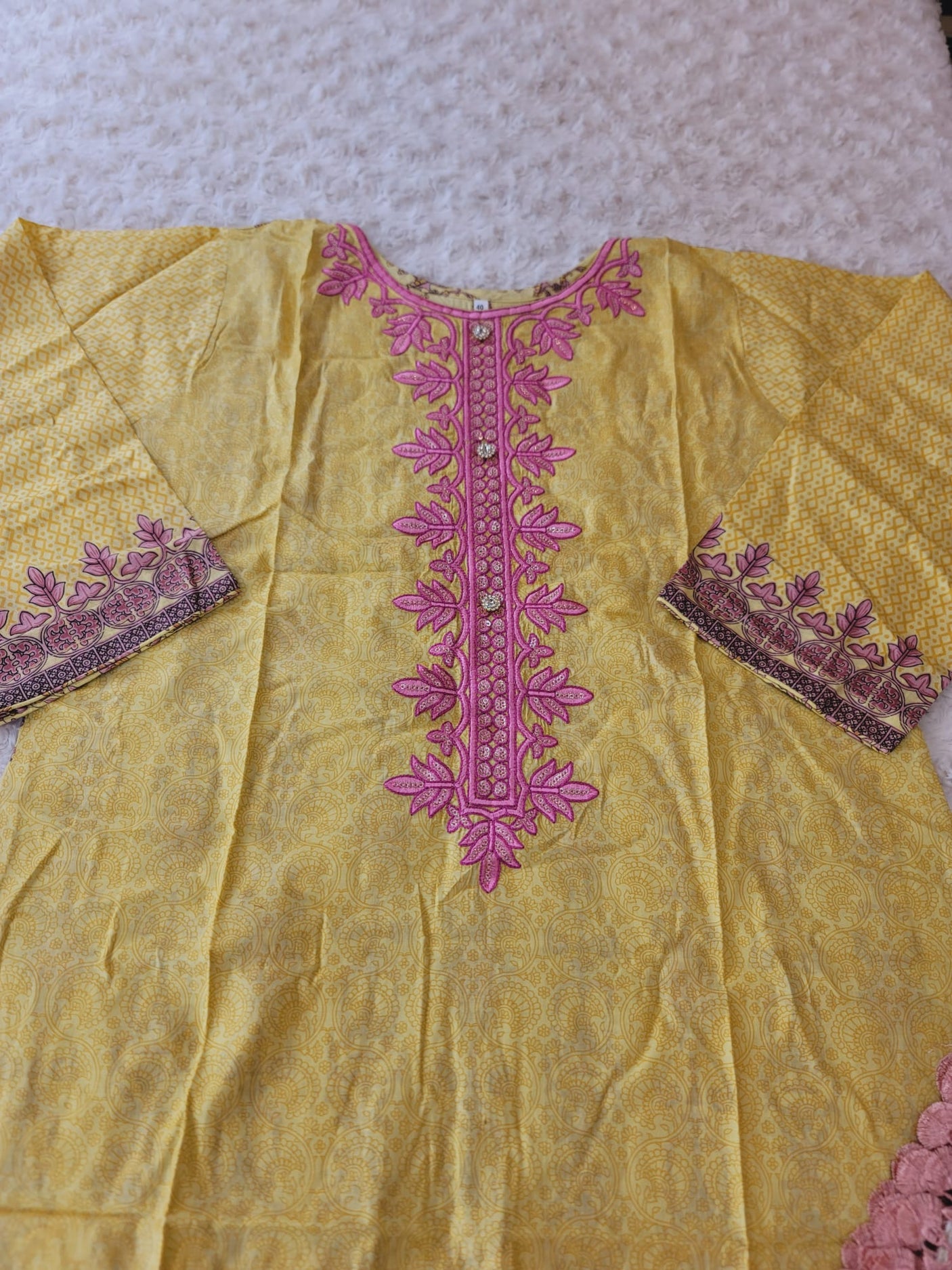 Pakistani Stitched lawn Embroidered Salwar kameez ready to ship