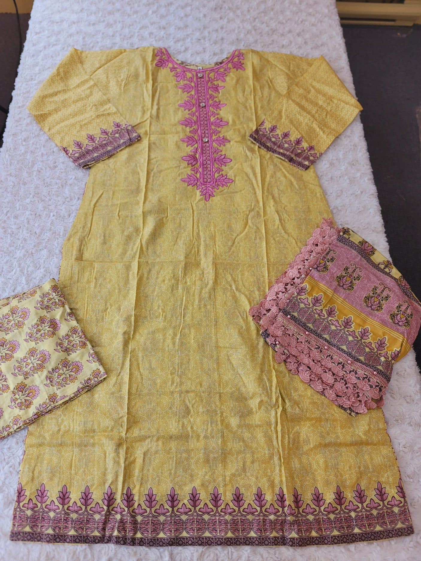 Pakistani Stitched lawn Embroidered Salwar kameez ready to ship