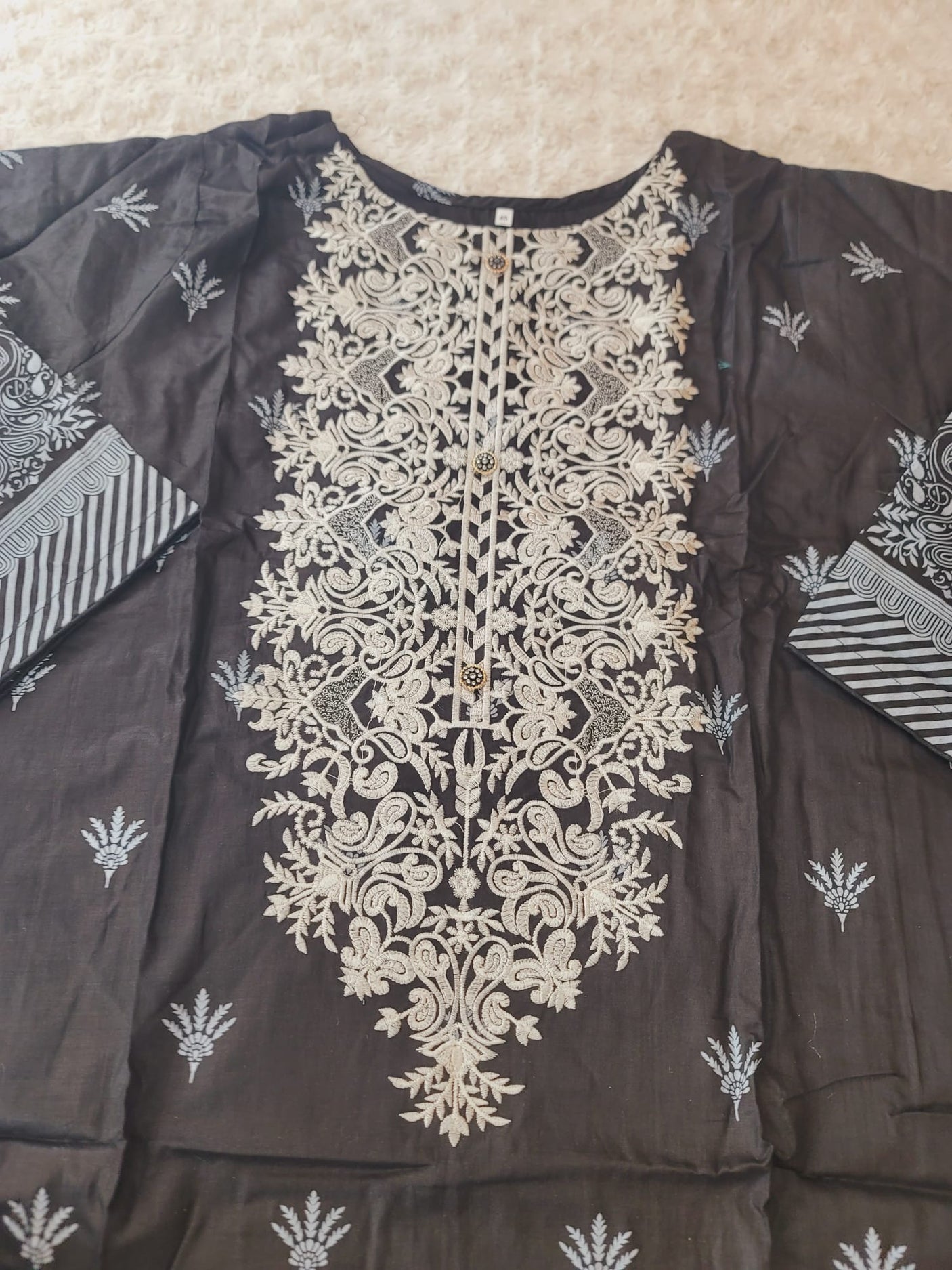 Pakistani Stitched lawn Embroidered Salwar kameez ready to ship