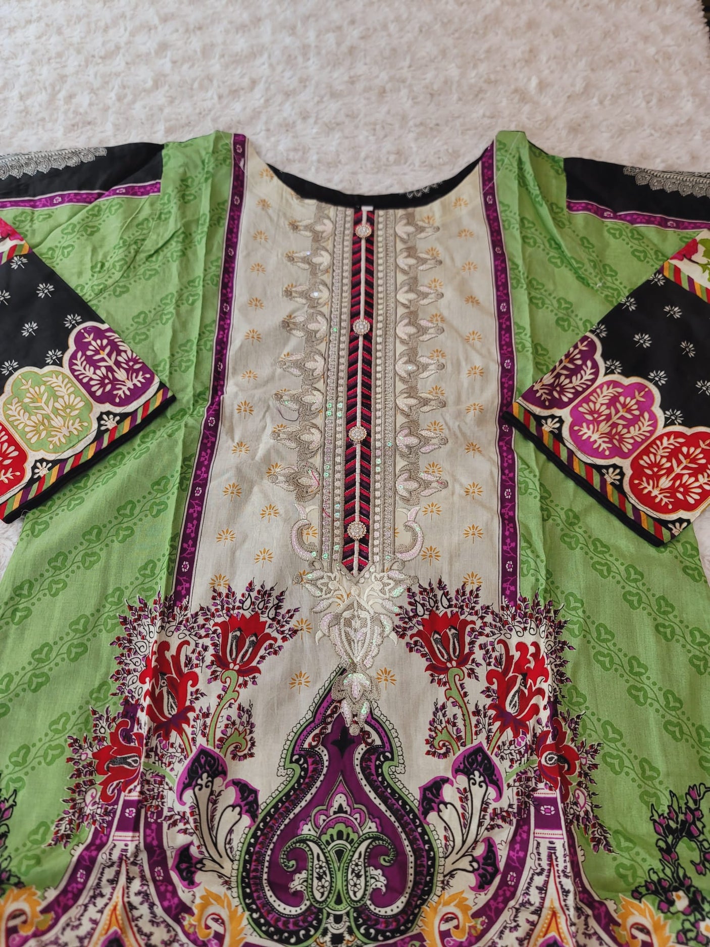 Pakistani Stitched lawn Embroidered Salwar kameez ready to ship