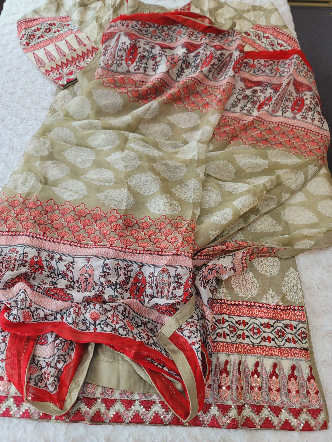 Pakistani Stitched lawn Embroidered Salwar kameez ready to ship