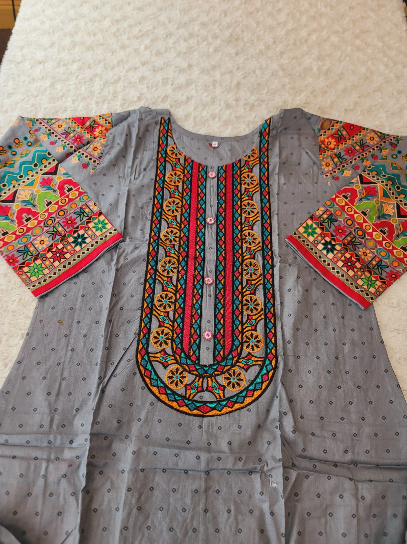Pakistani Stitched lawn Embroidered Salwar kameez ready to ship