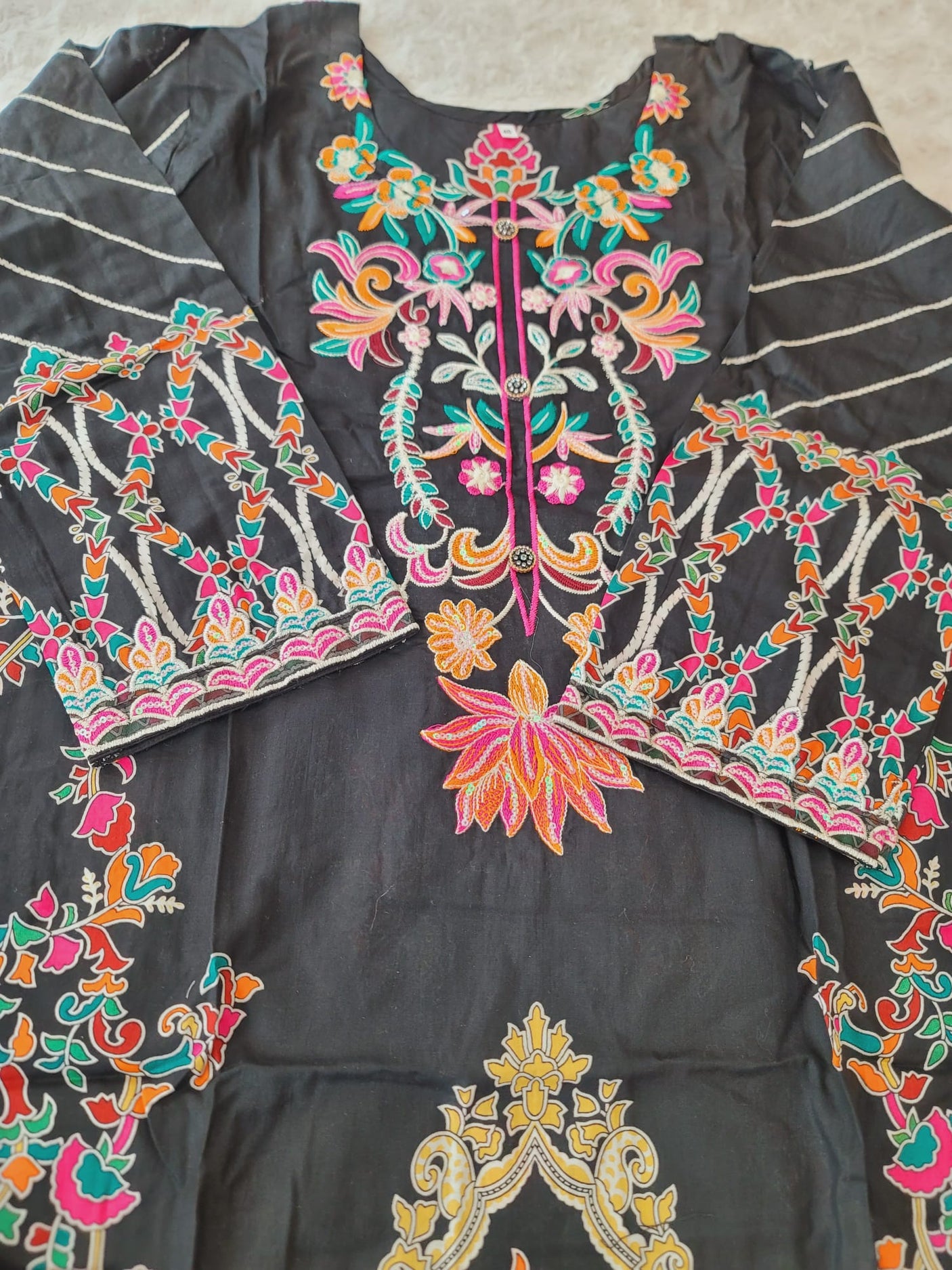 Pakistani Stitched lawn Embroidered Salwar kameez ready to ship