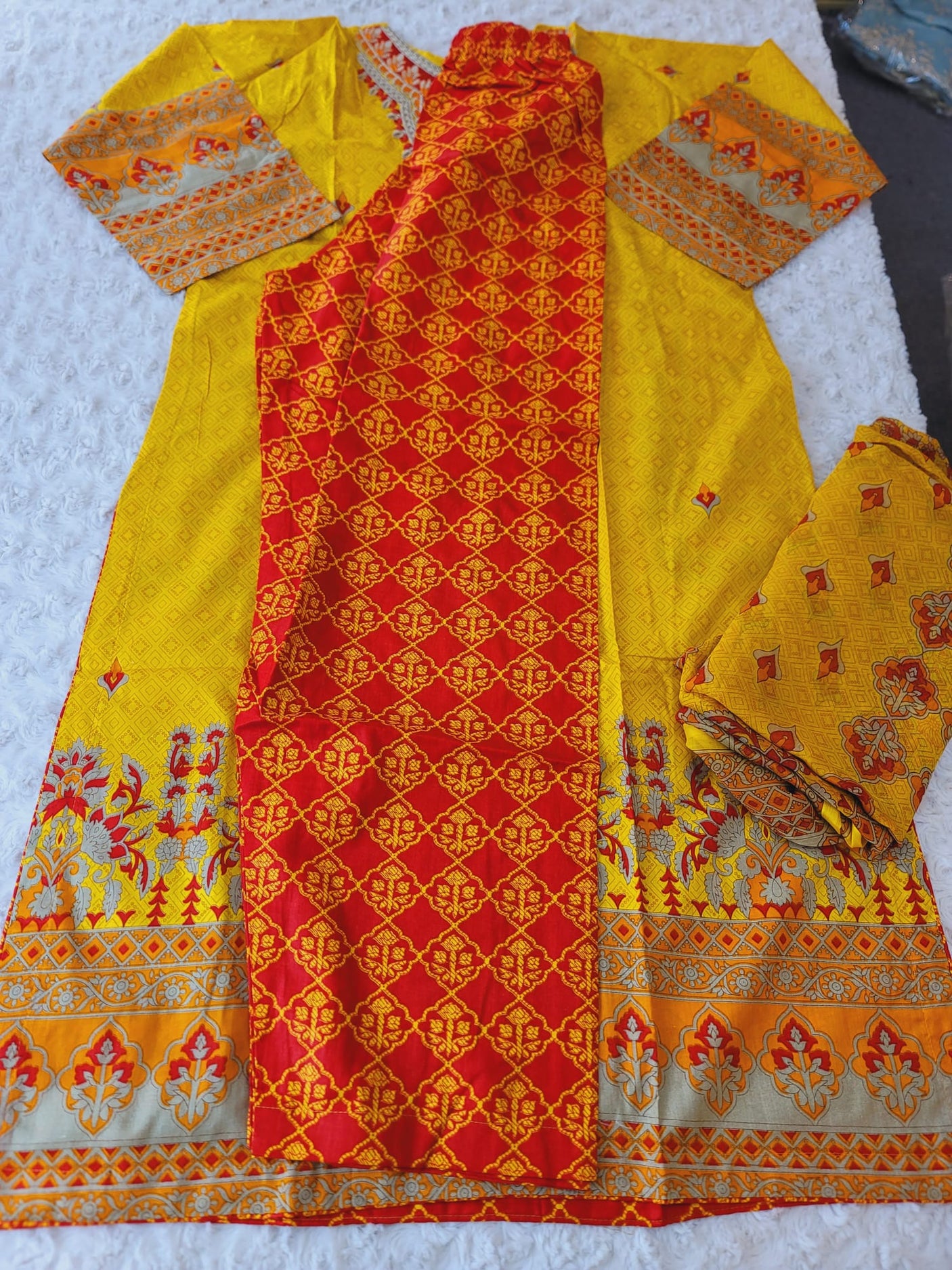 Pakistani Stitched Embroidered Lawn Salwar kameez ready to ship