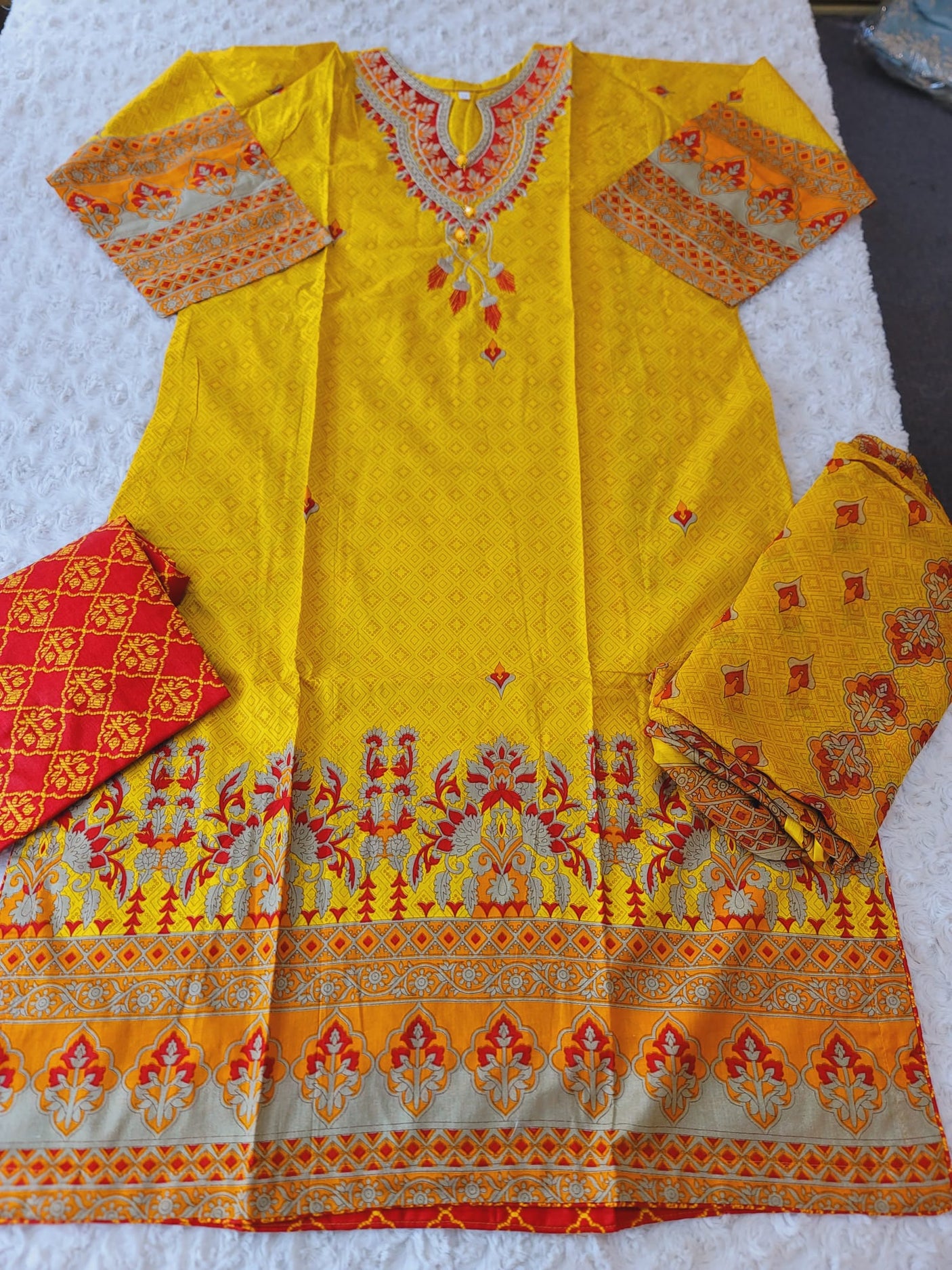 Pakistani Stitched Embroidered Lawn Salwar kameez ready to ship