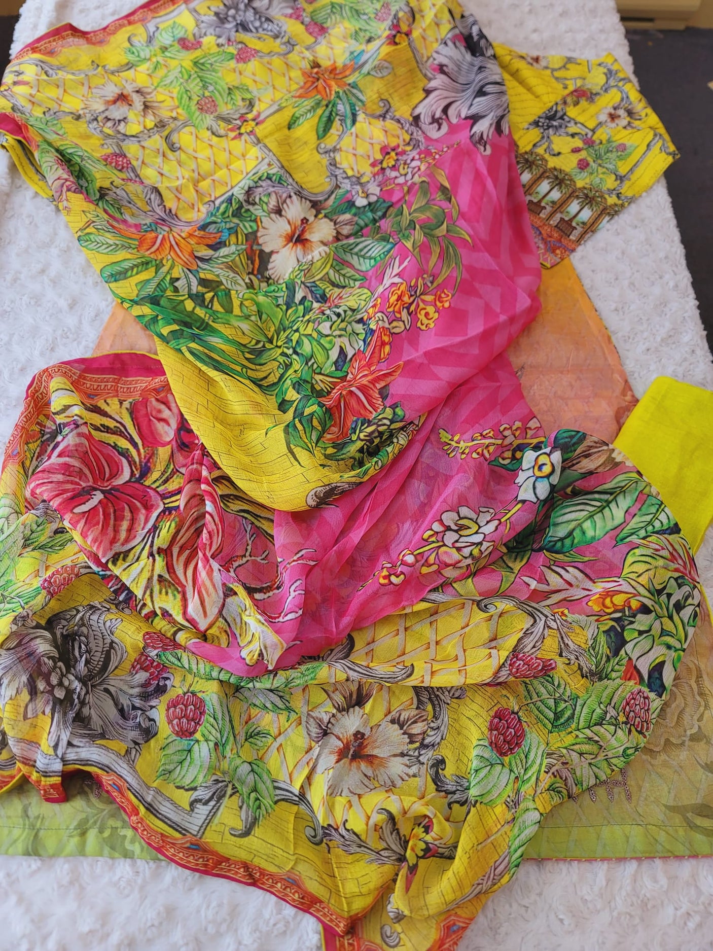 Pakistani Stitched lawn Embroidered Salwar kameez ready to ship