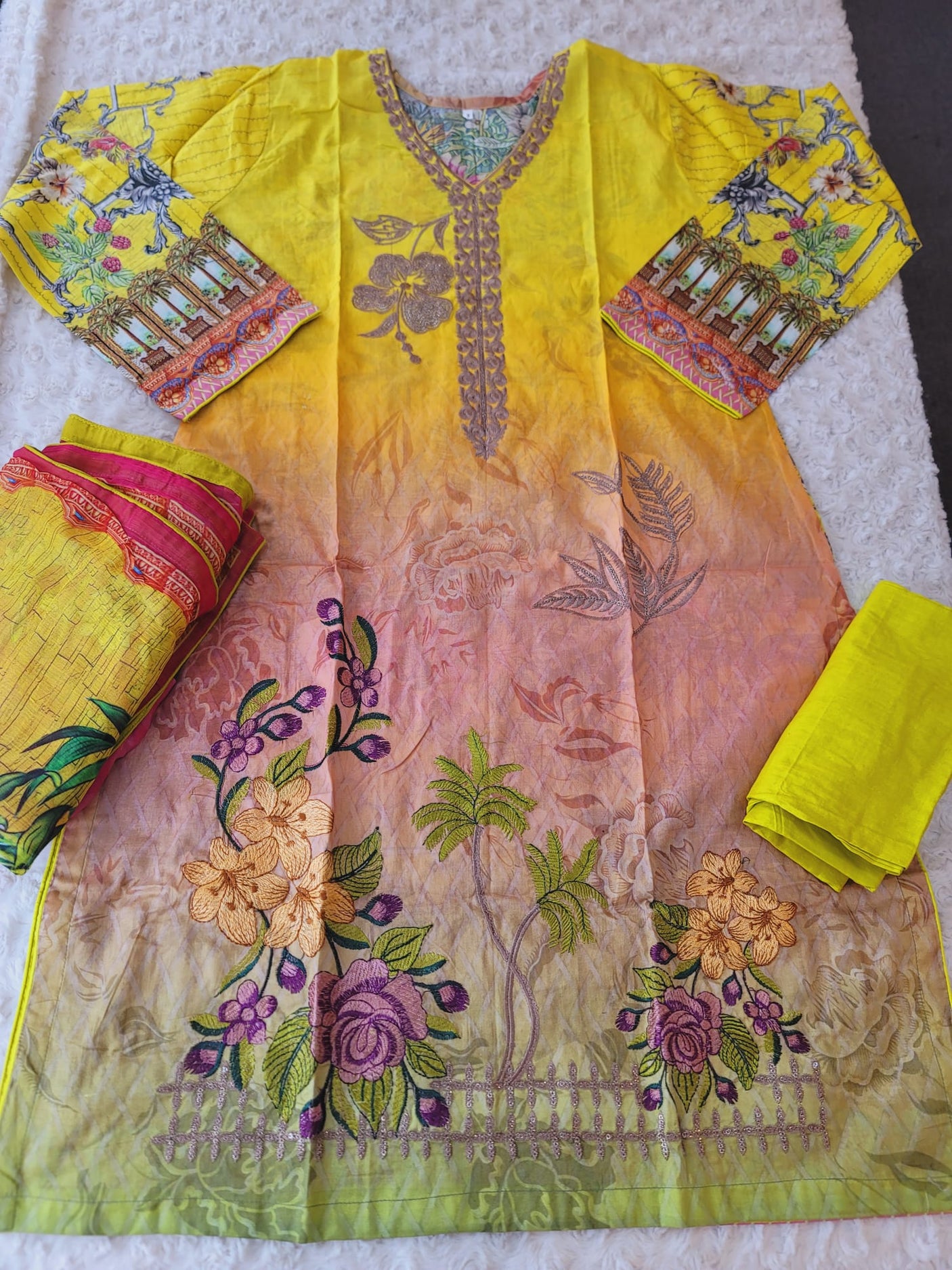 Pakistani Stitched lawn Embroidered Salwar kameez ready to ship