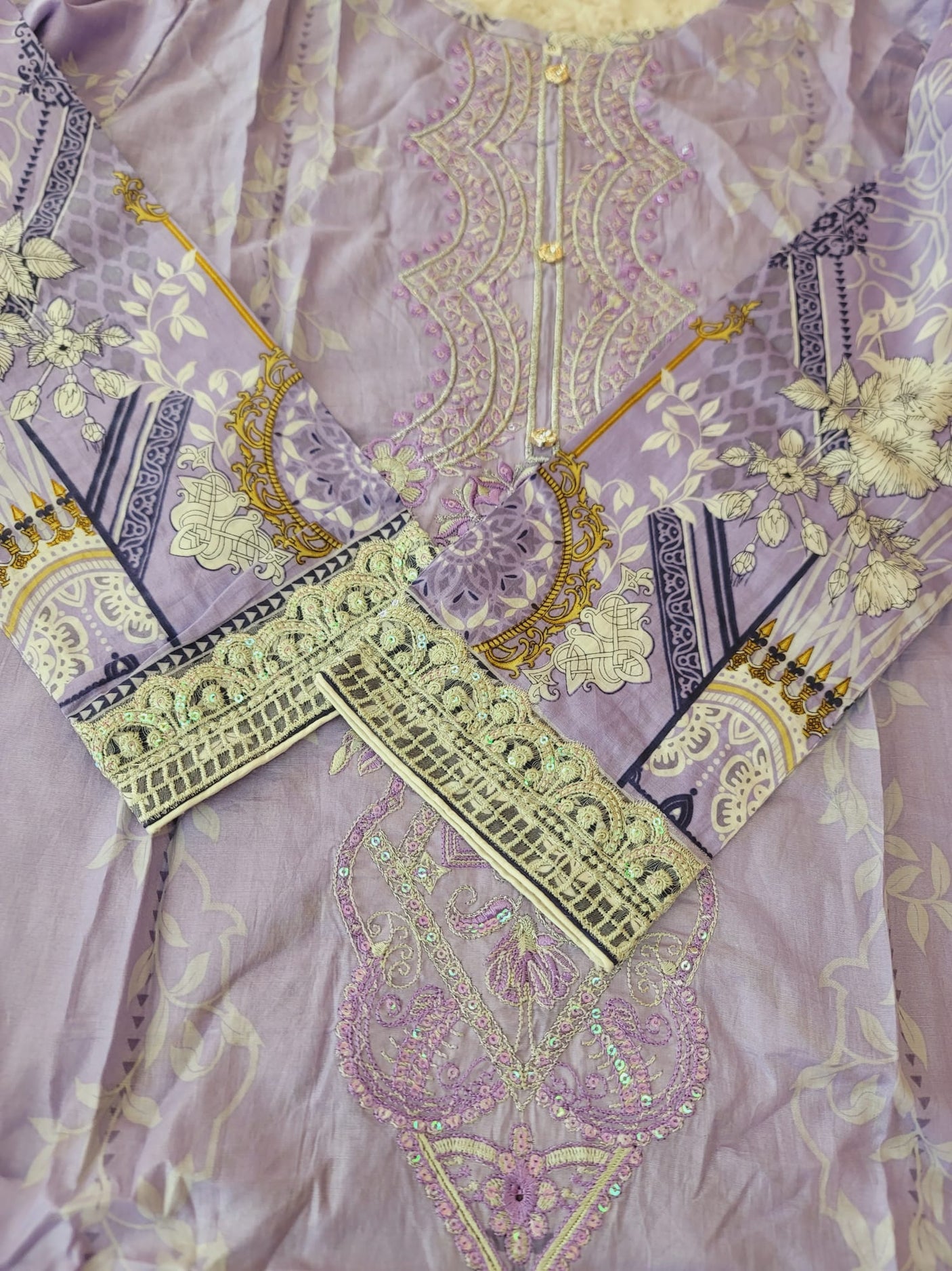 Pakistani Stitched lawn Embroidered Salwar kameez ready to ship