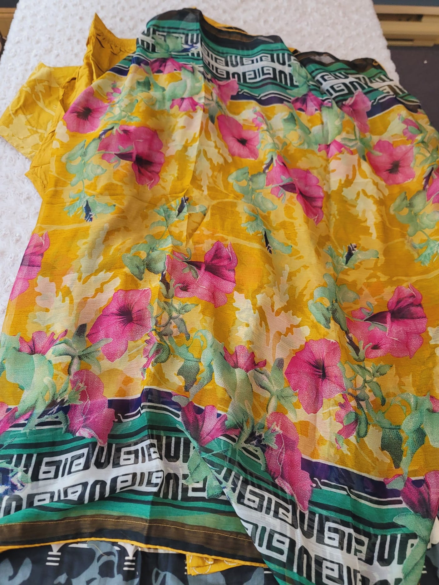 Pakistani Stitched lawn Embroidered Salwar kameez ready to ship