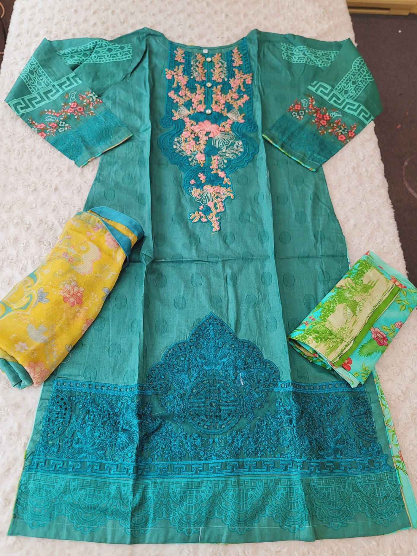 Pakistani Stitched lawn Embroidered Salwar kameez ready to ship