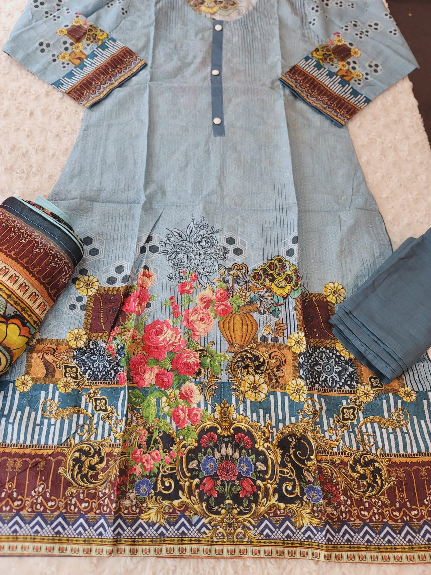 Pakistani Stitched lawn Embroidered Salwar kameez ready to ship