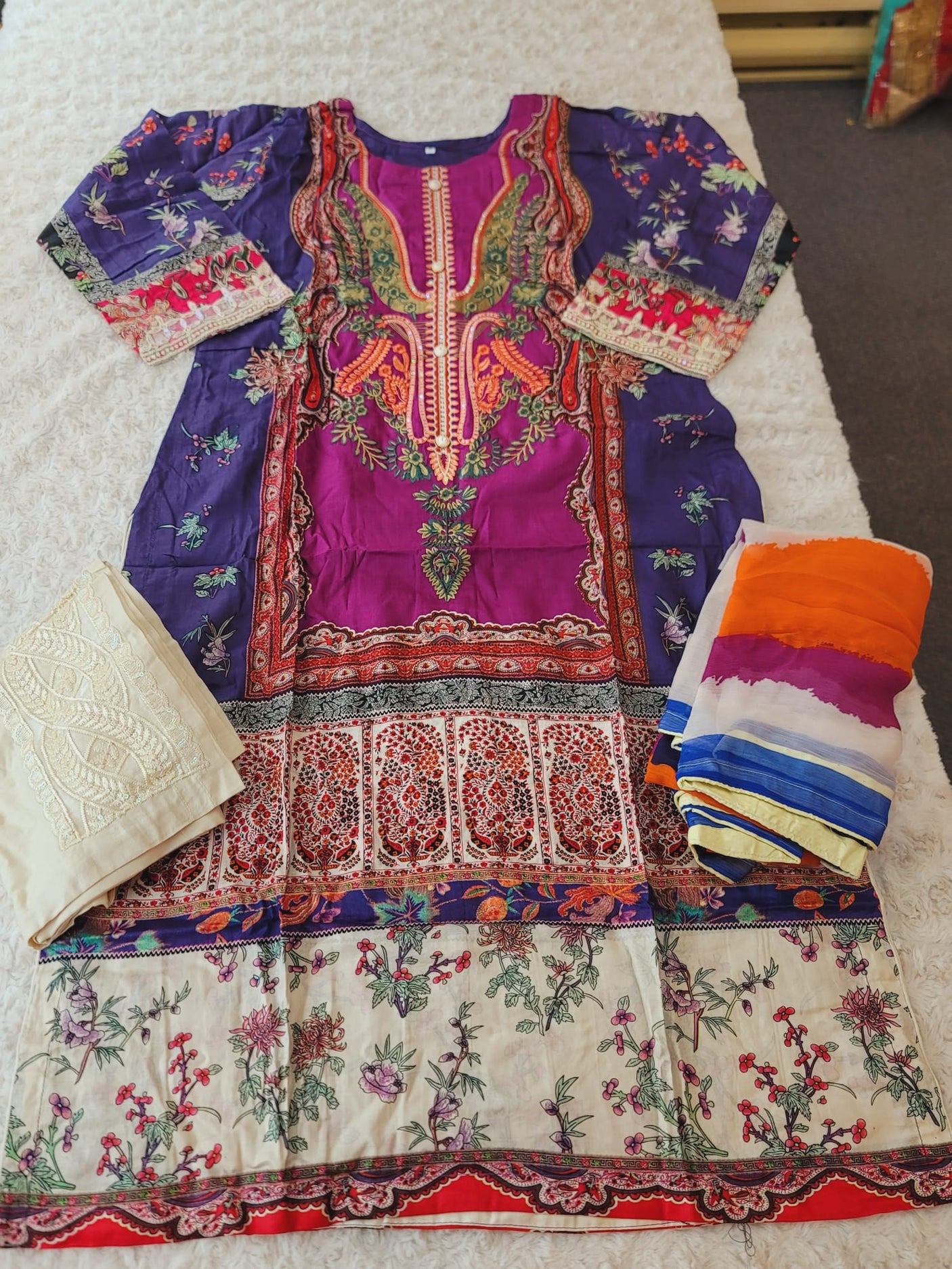 Pakistani Stitched lawn Embroidered Salwar kameez ready to ship