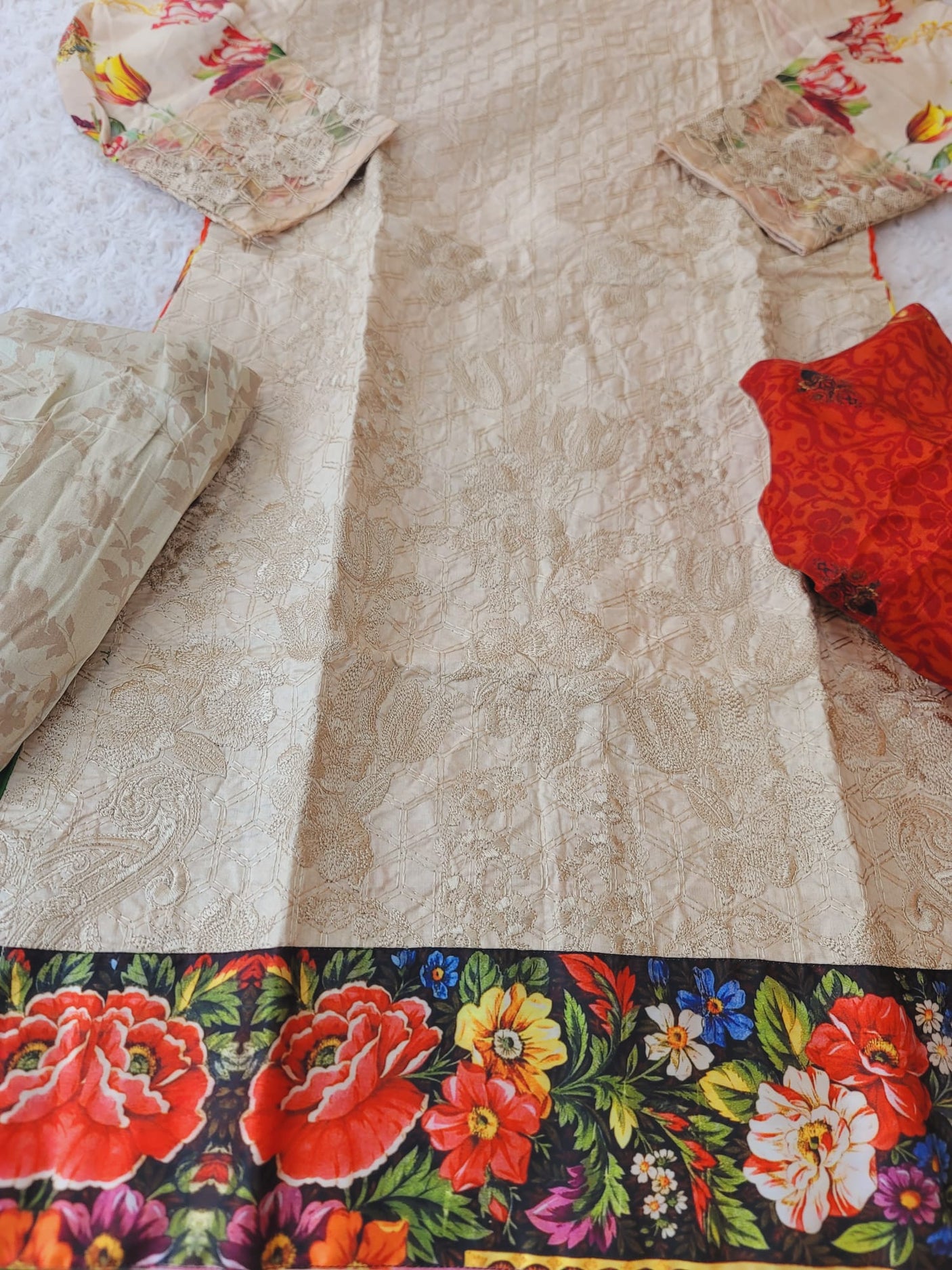 Pakistani Stitched lawn Embroidered Salwar kameez ready to ship