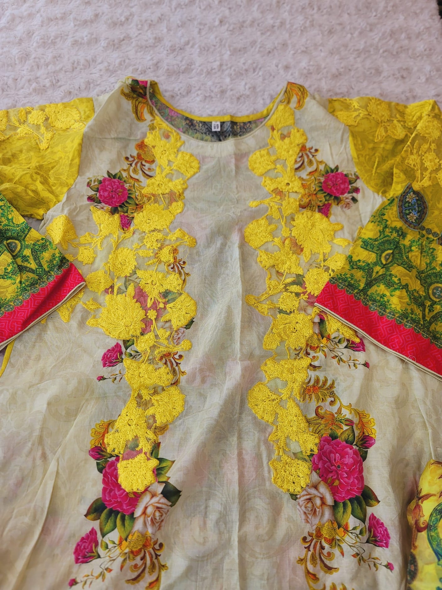 Pakistani Stitched lawn Embroidered Salwar kameez ready to ship