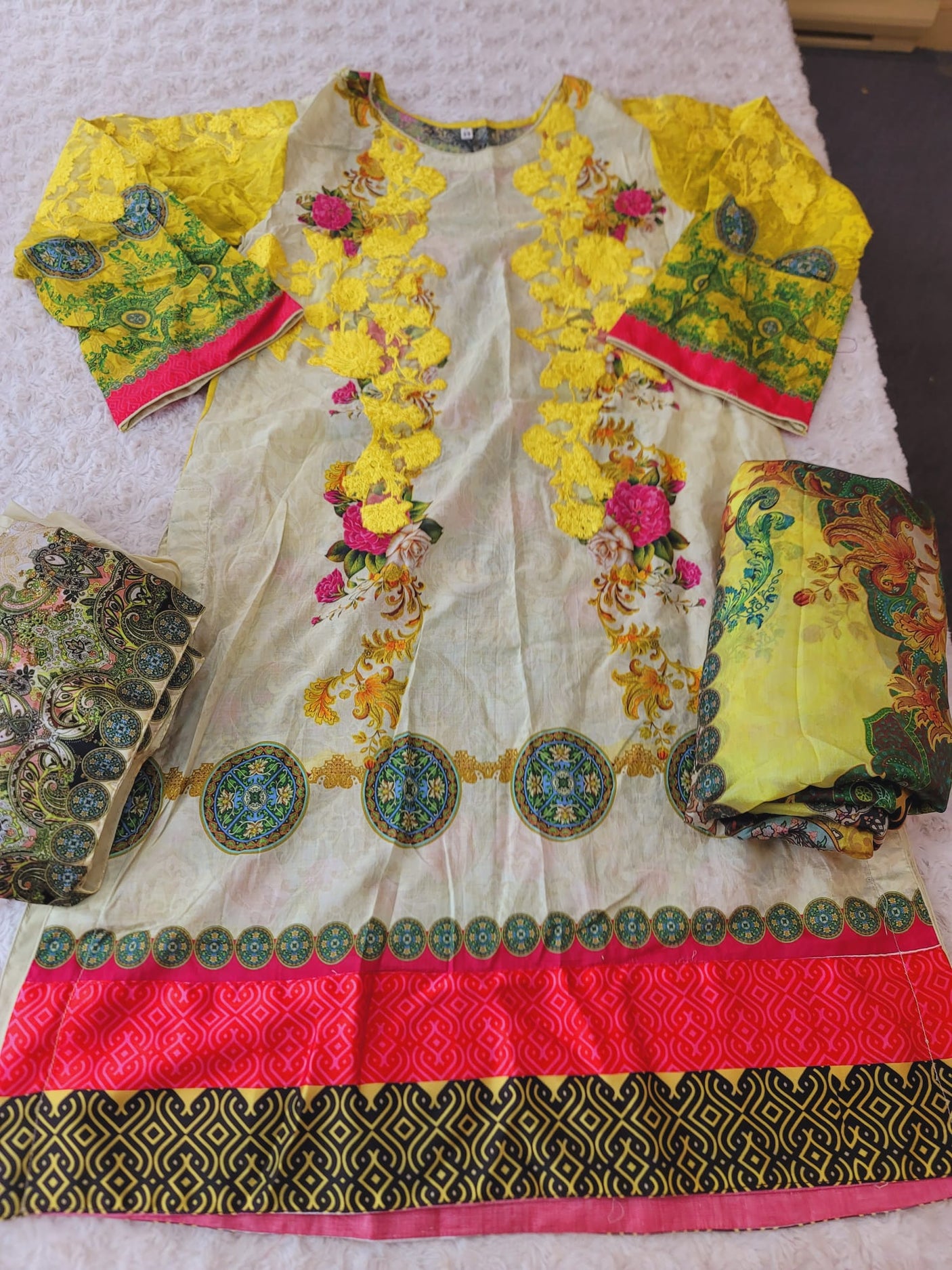 Pakistani Stitched lawn Embroidered Salwar kameez ready to ship