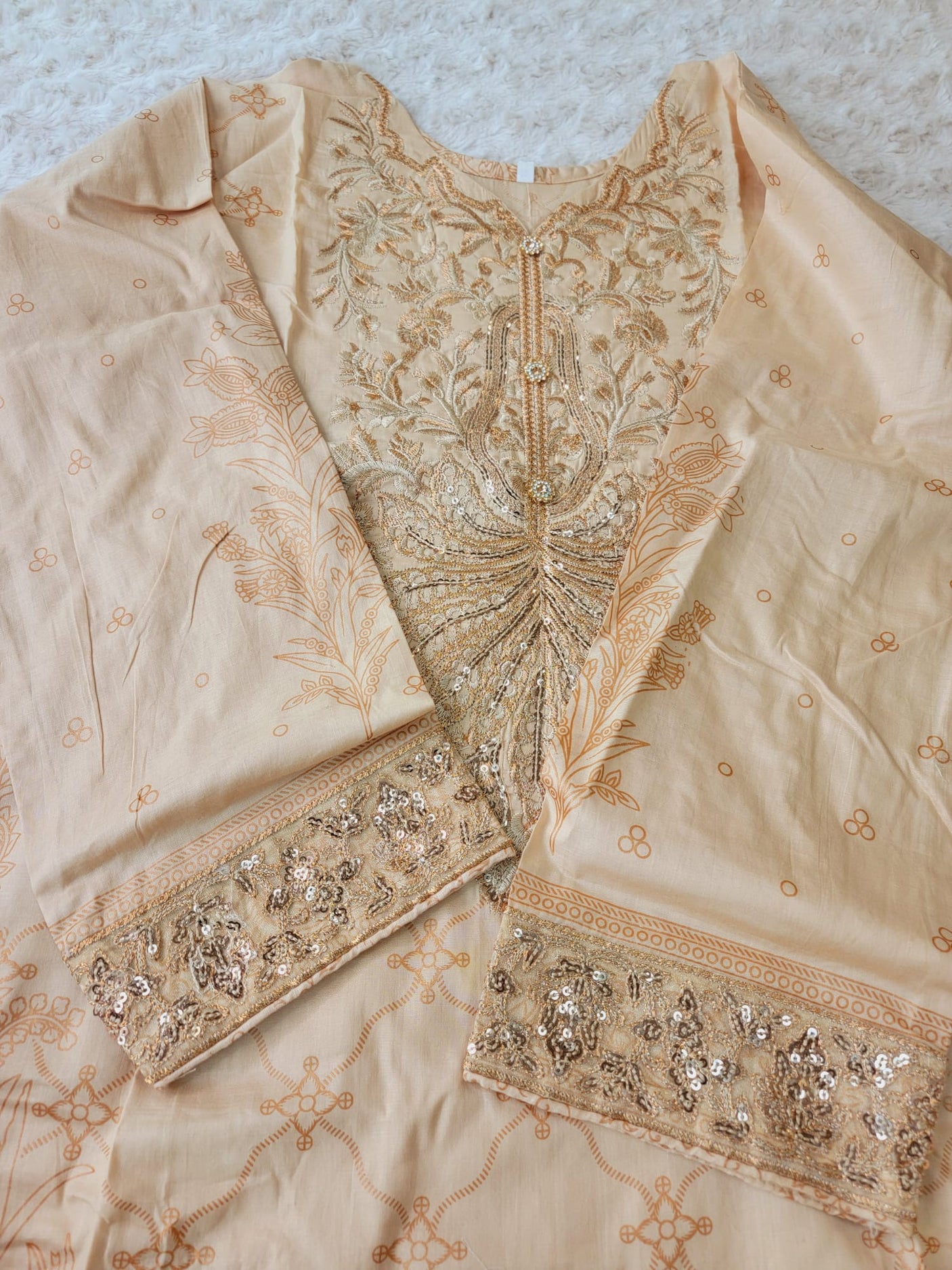 Pakistani Stitched lawn Embroidered Salwar kameez ready to ship