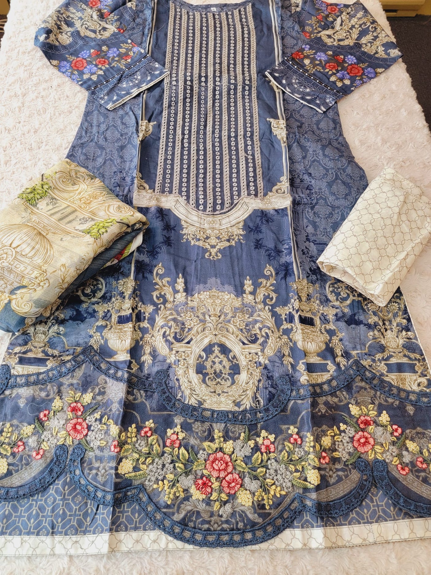 Pakistani Stitched lawn Embroidered Salwar kameez ready to ship