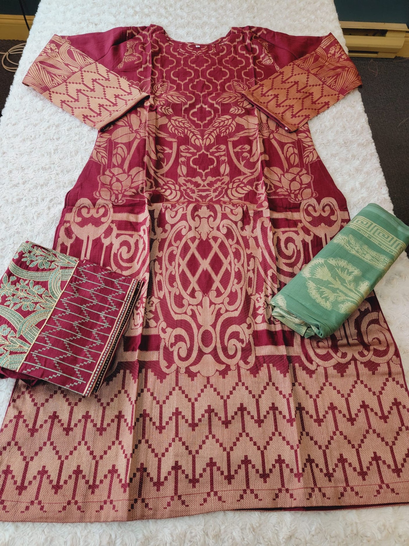 Pakistani Stitched lawn Embroidered Salwar kameez ready to ship