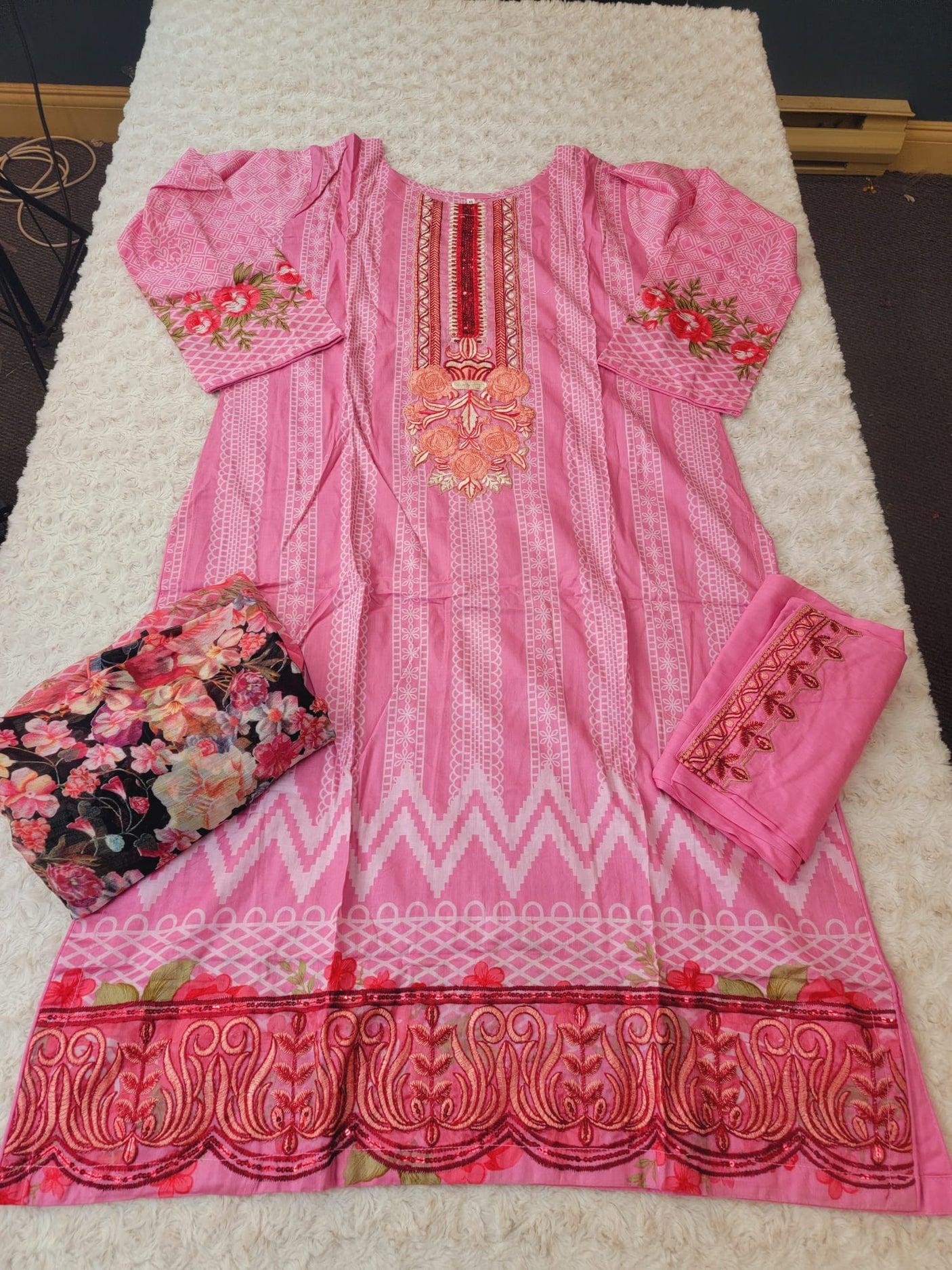 Pakistani Stitched lawn Embroidered Salwar kameez ready to ship
