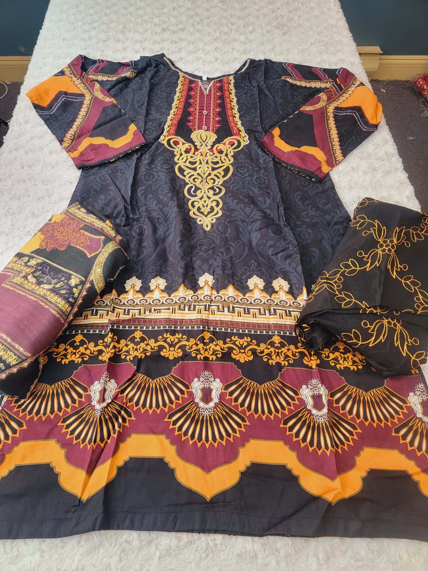 Pakistani linen Embroidered Salwar kameez Ready To Ship