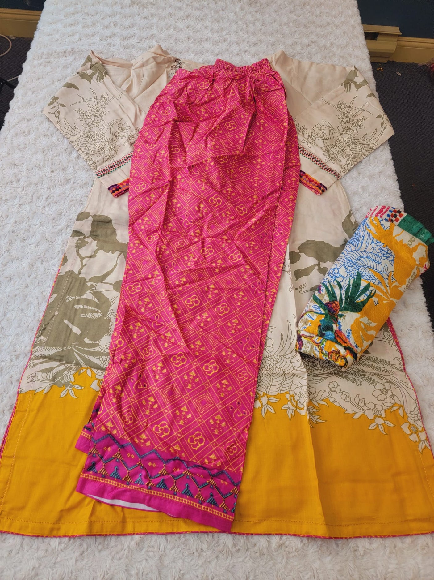 Pakistani linen Embroidered Salwar kameez Ready To Ship