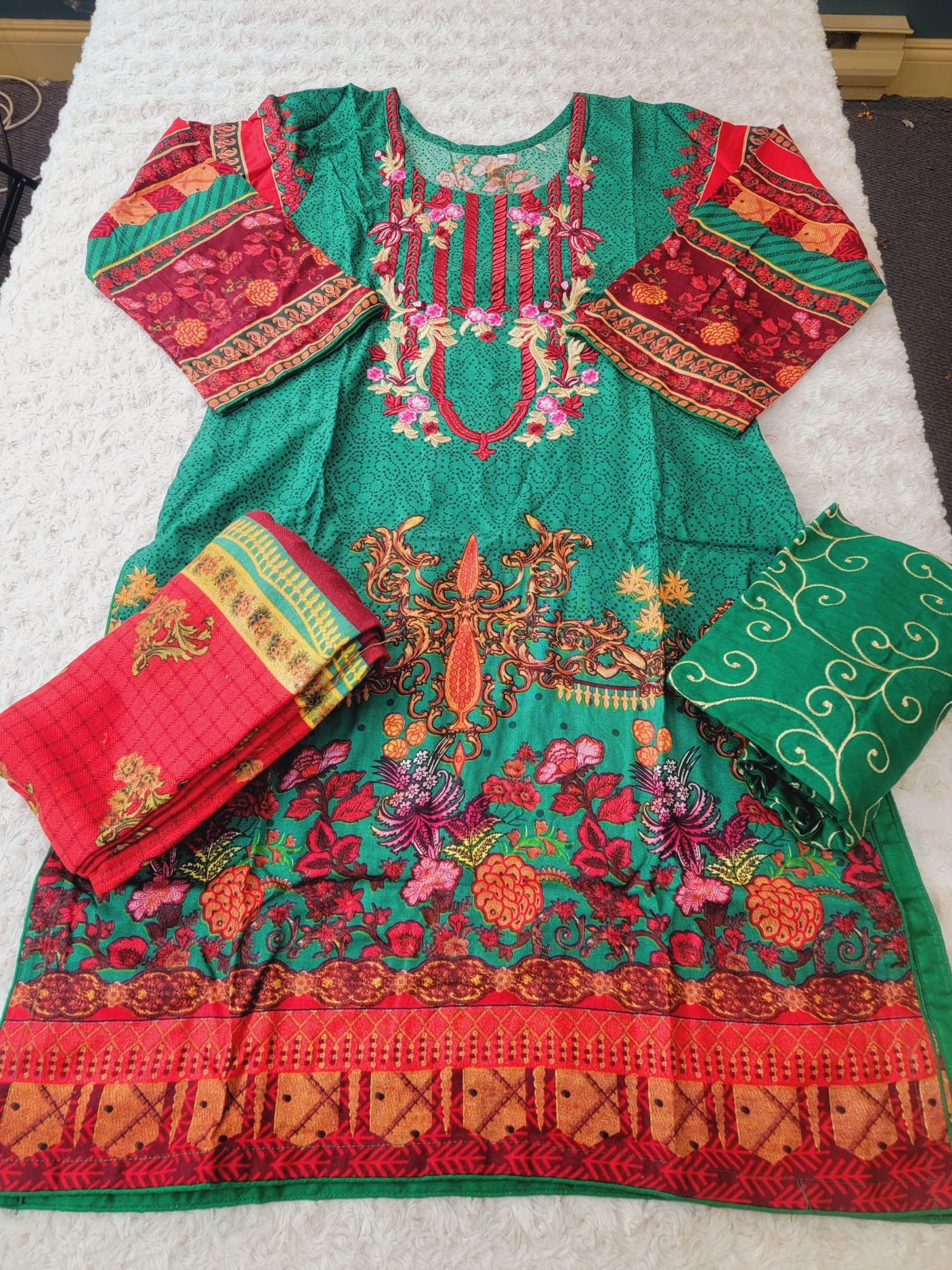 Pakistani linen Embroidered Salwar kameez Ready To Ship