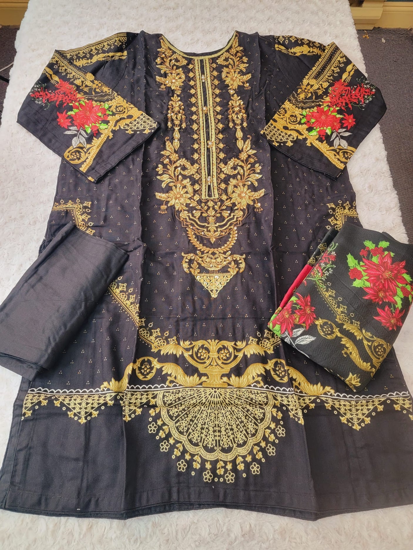 Pakistani linen Embroidered Salwar kameez Ready To Ship