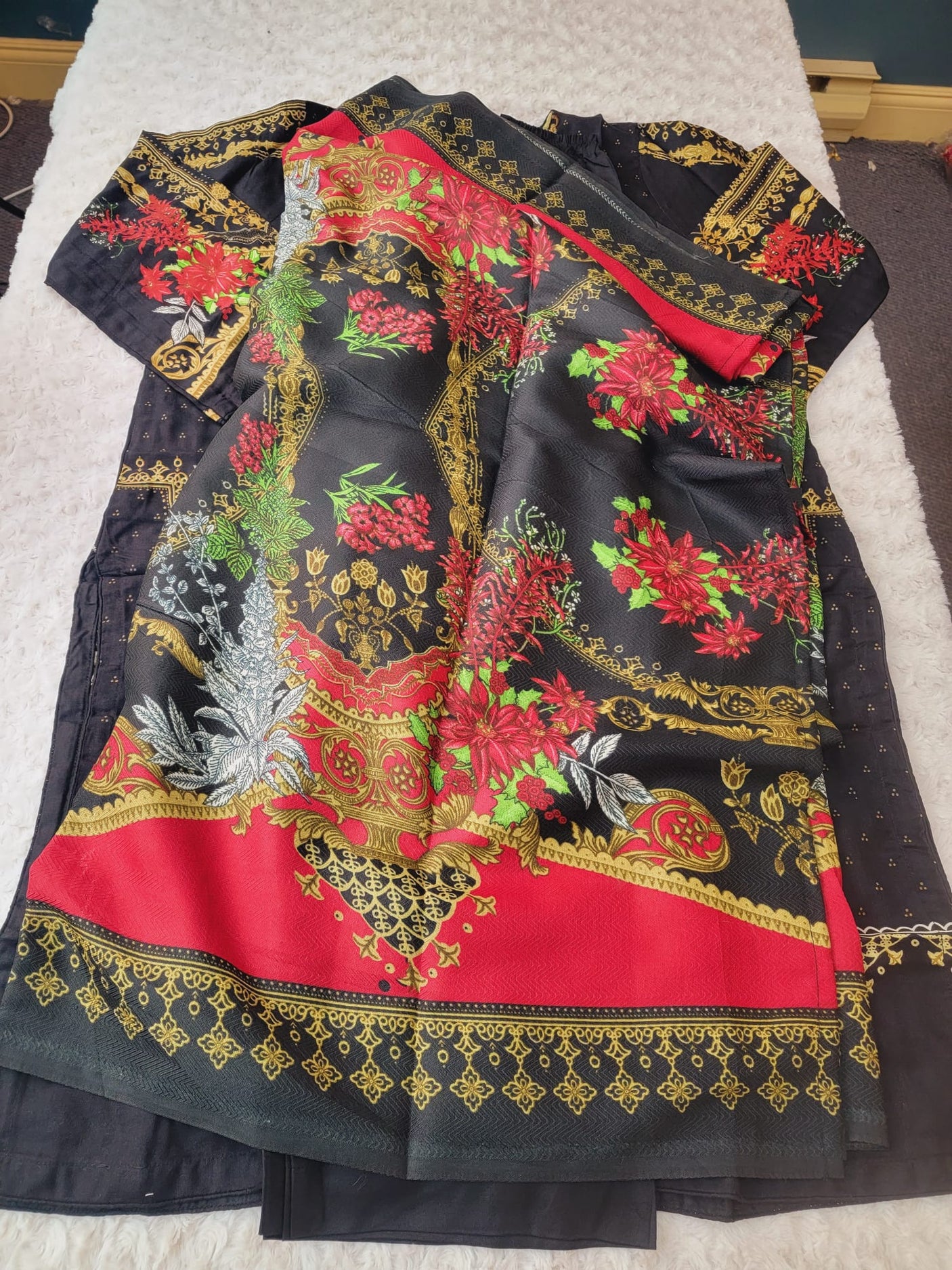 Pakistani linen Embroidered Salwar kameez Ready To Ship