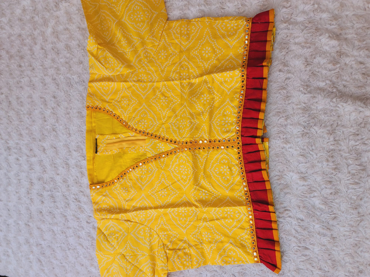 Designer chundri printed blouse with accessories