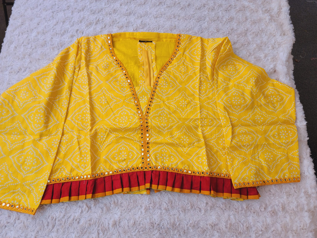 Designer chundri printed blouse with accessories