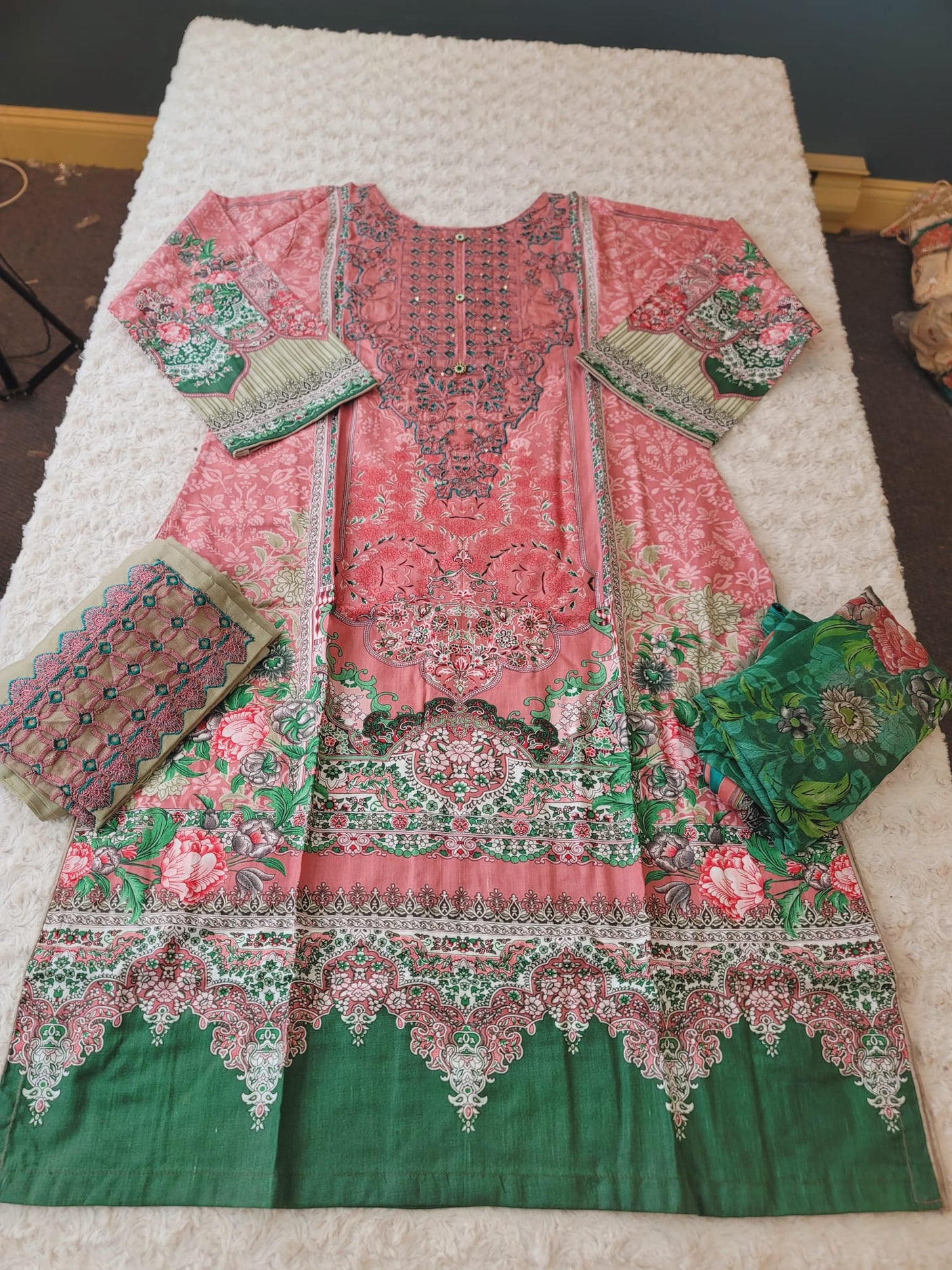 Pakistani lawn Embroidered Salwar kameez Ready To Ship