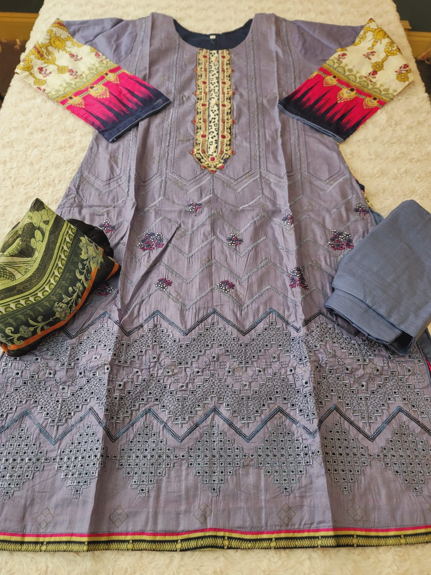 Pakistani lawn Embroidered Salwar kameez Ready To Ship