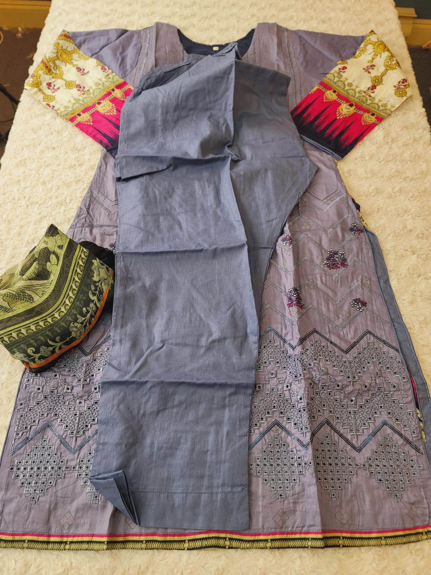 Pakistani lawn Embroidered Salwar kameez Ready To Ship