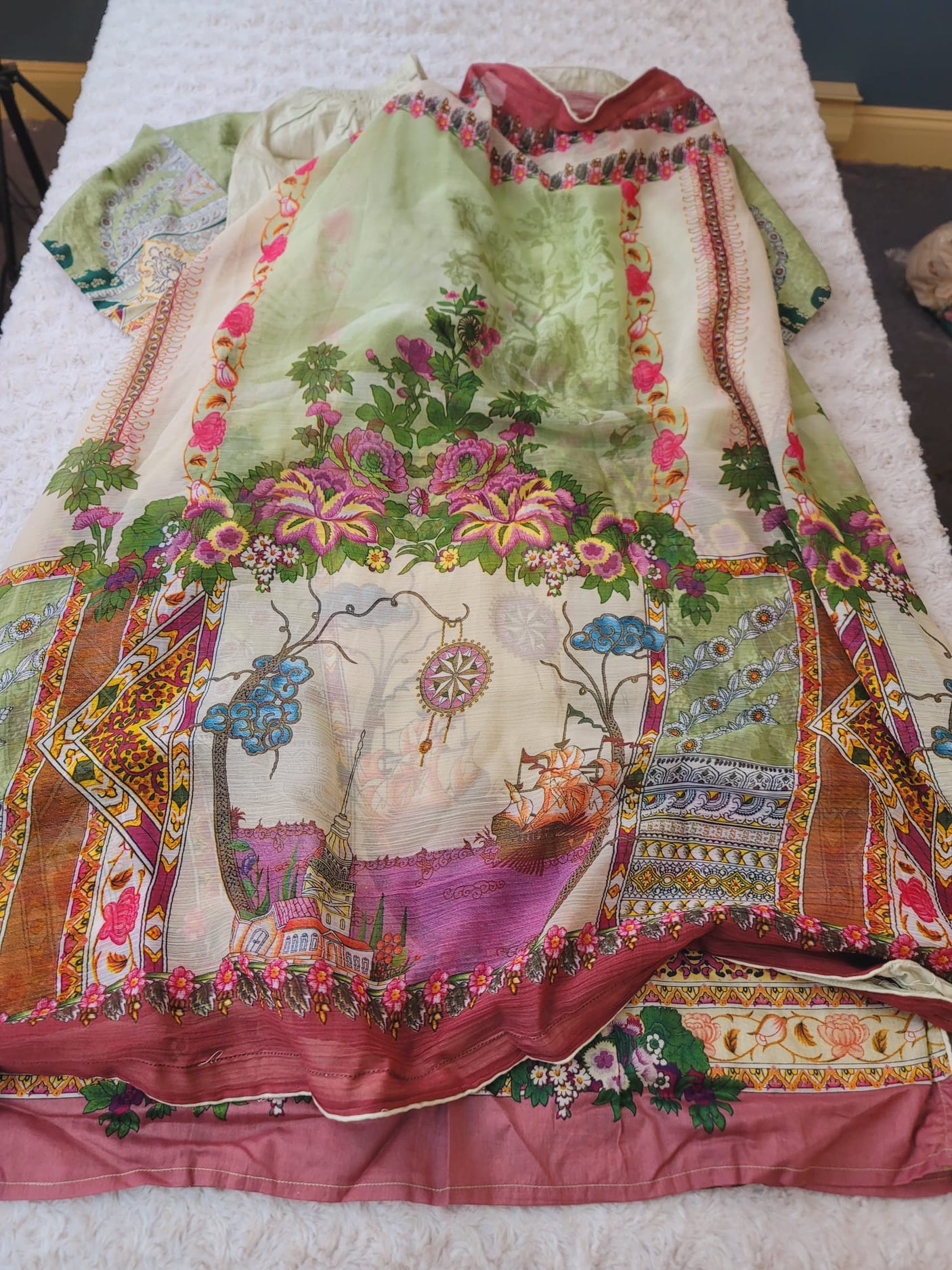 Pakistani lawn Embroidered Salwar kameez Ready To Ship