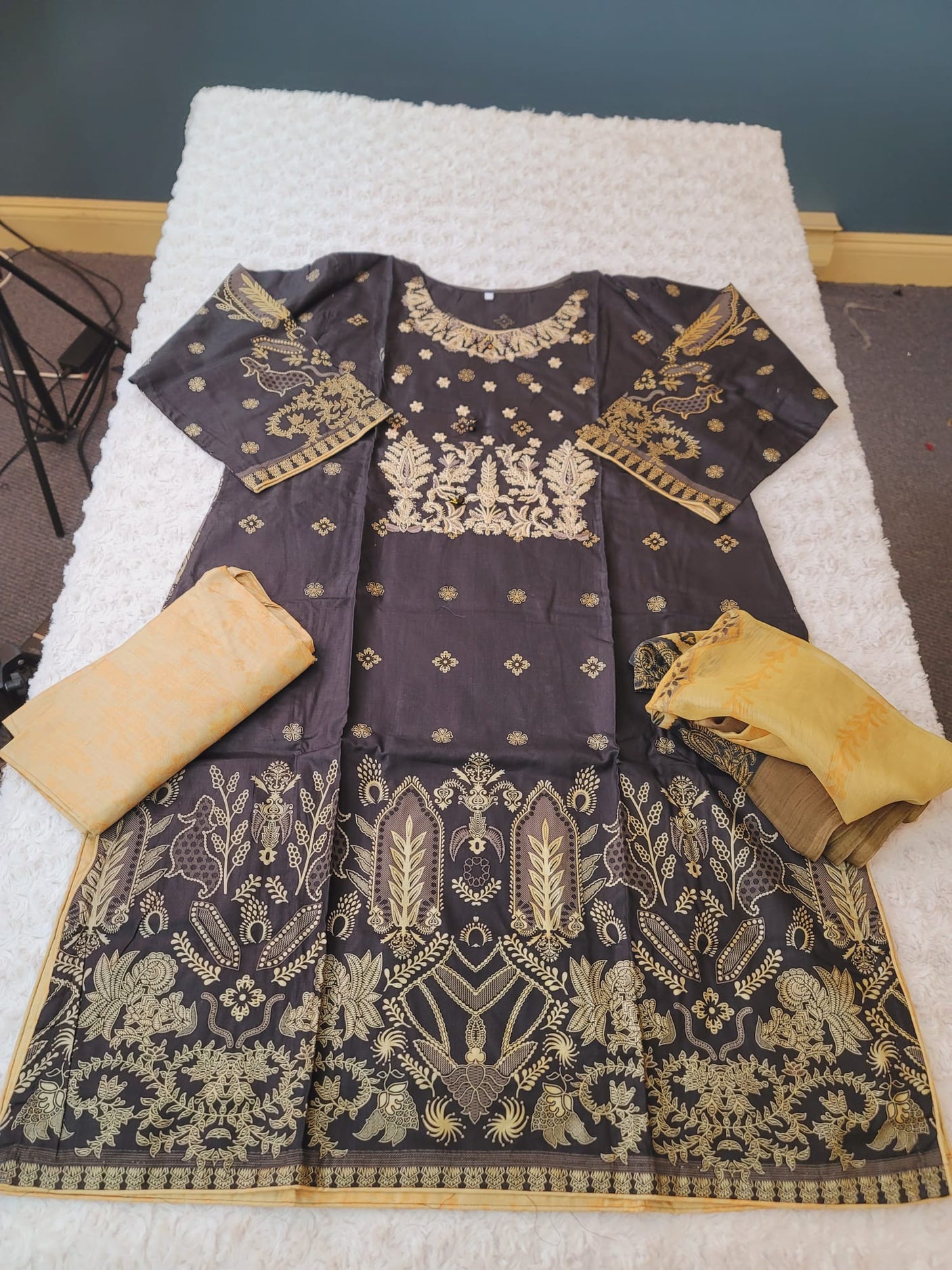 Pakistani Stitched lawn Embroidered Salwar kameez ready to ship