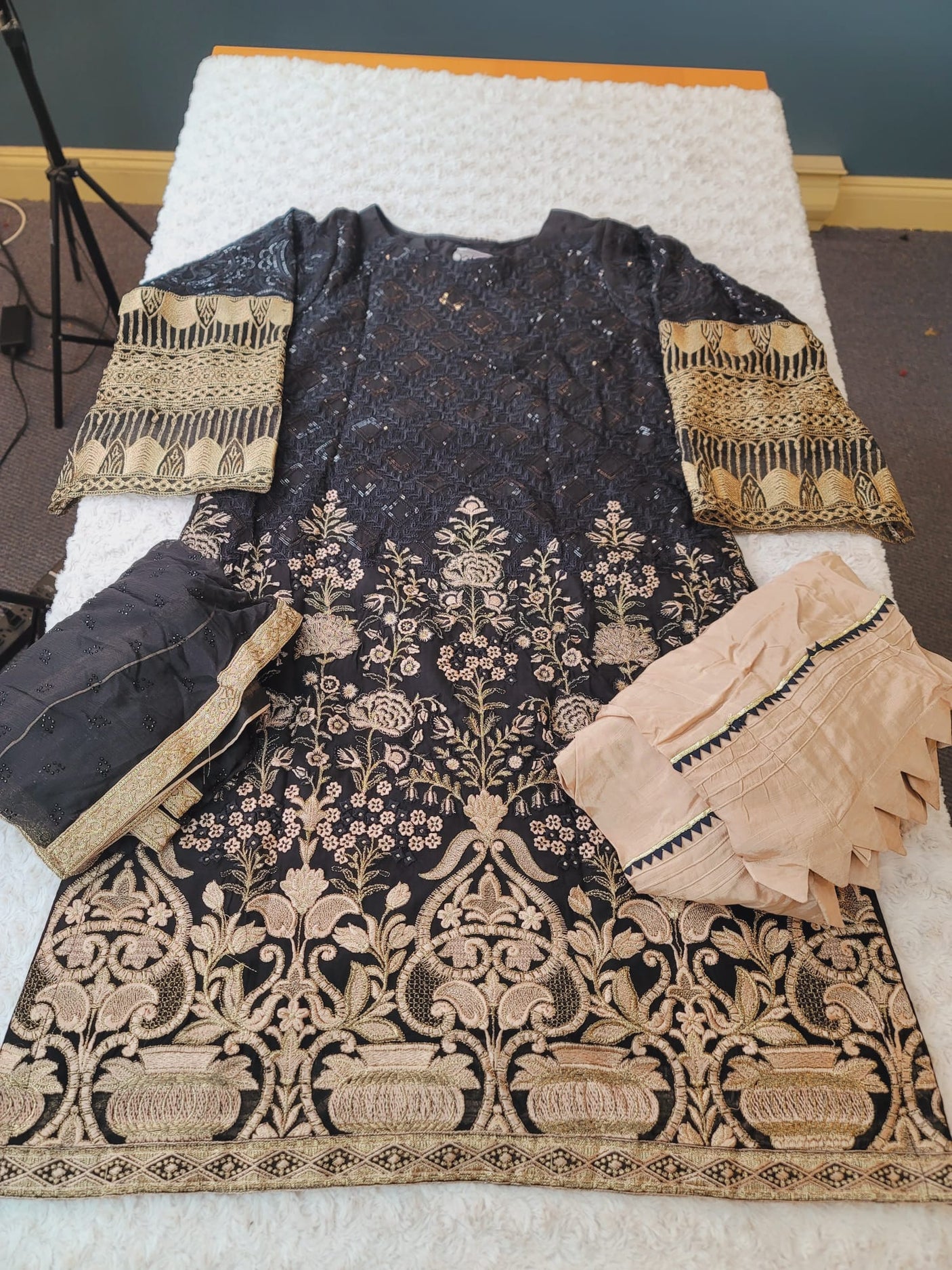 Pakistani Luxury Chiffon Embroidered Suit Ready To Ship