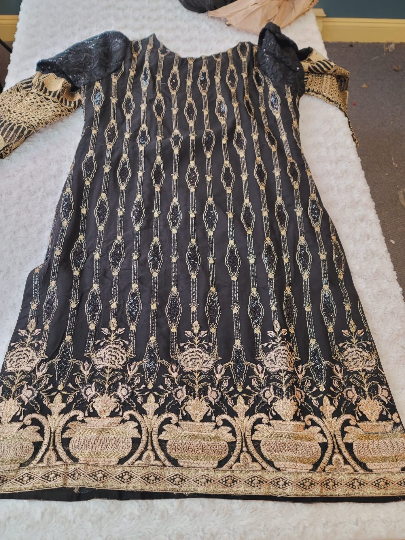 Pakistani Luxury Chiffon Embroidered Suit Ready To Ship