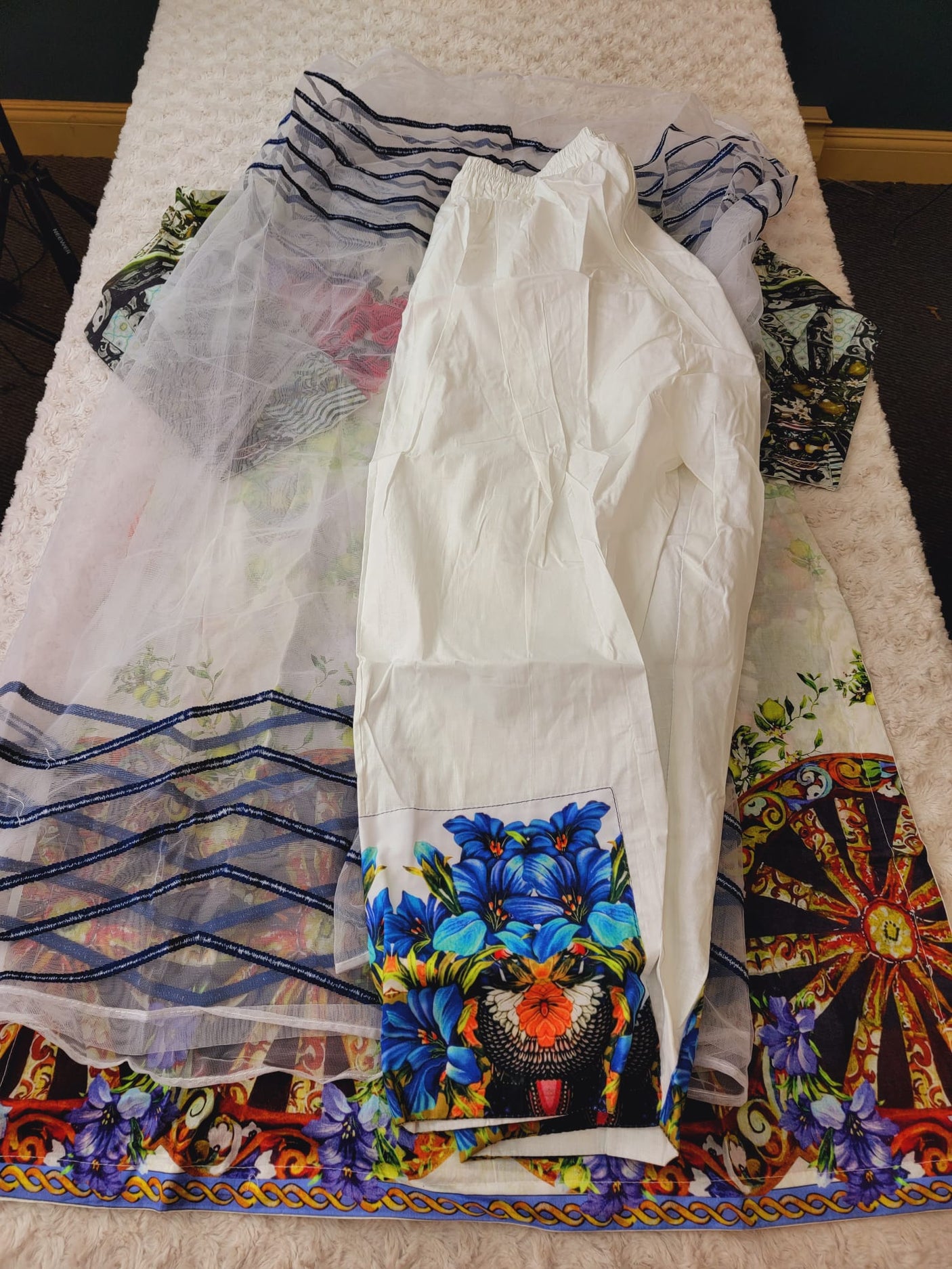 Pakistani lawn Embroidered Salwar kameez Ready To Ship